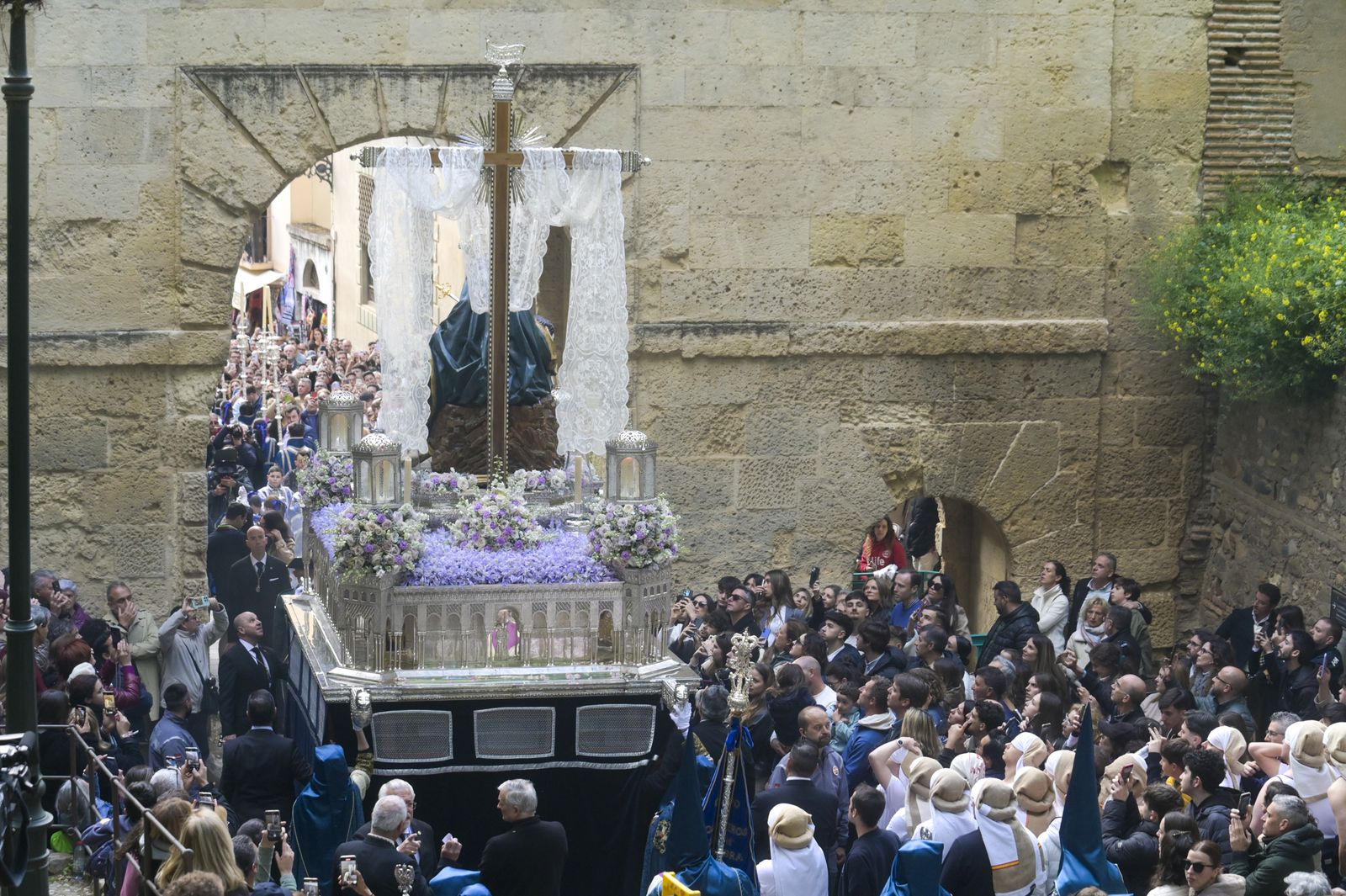 Las mejores imágenes del Sábado Santo de Granada