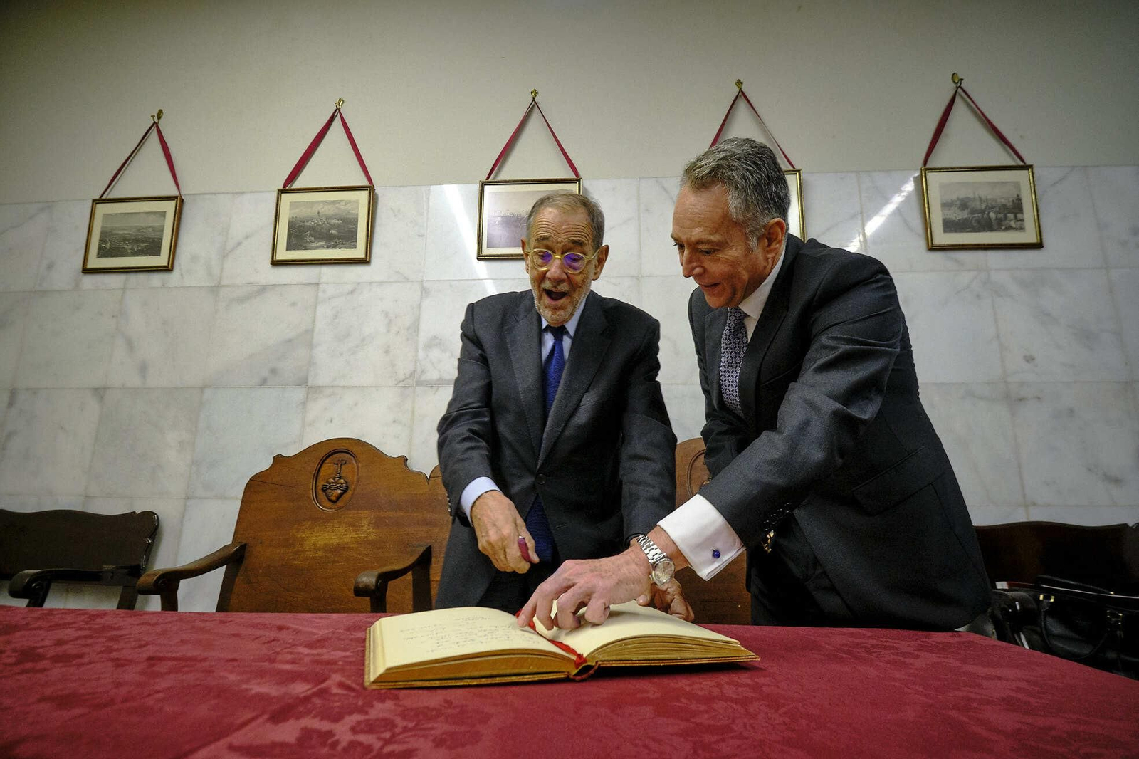 Homenaje a José Pedro Pérez-Llorca
