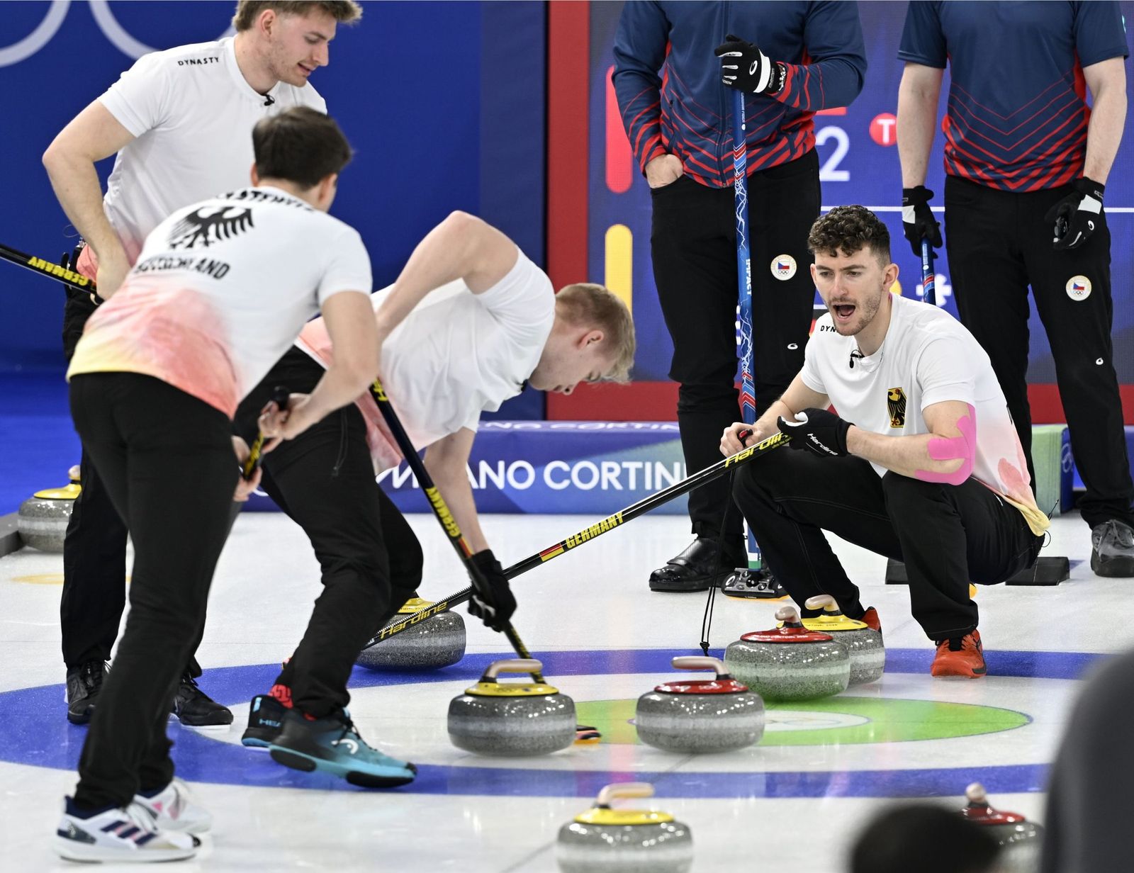 Las mejores fotos de los Juegos Olímpicos de invierno Milán Cortina d'Ampezzo 2026 | Jornada 12