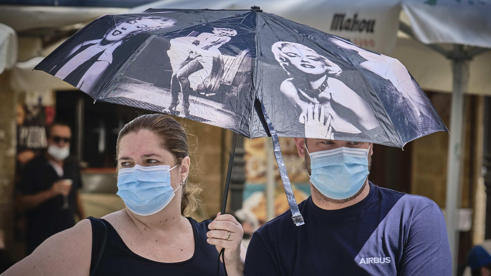 Manifestación de trabajadores de Airbus y sus familiares en defensas de sus empleos.