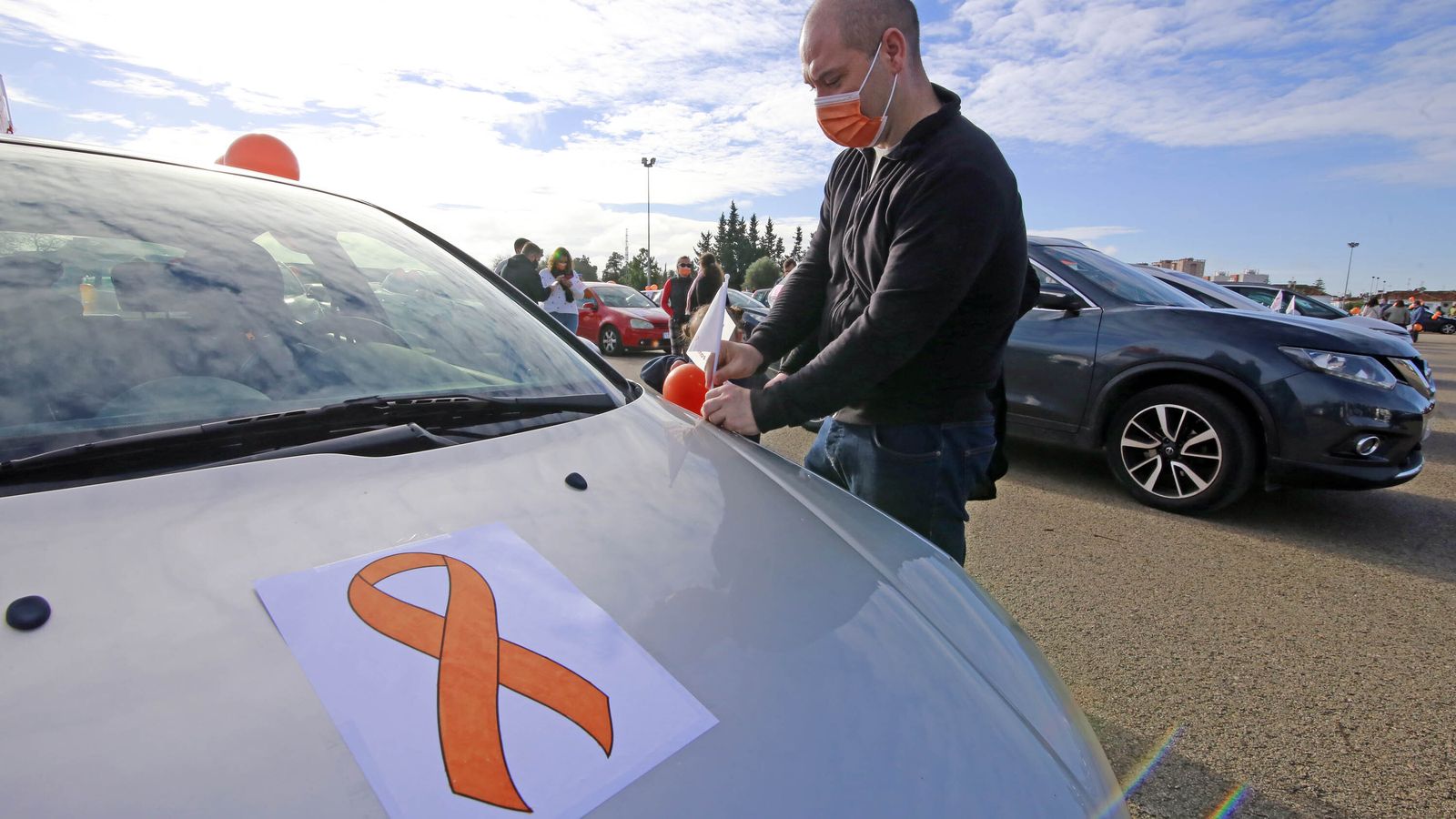 Imágenes de la manifestación en vehículos contra la Ley Celaá en Jerez