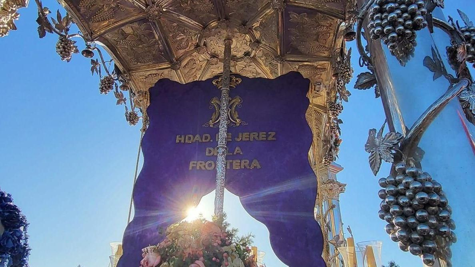 Carreta del Simpecado de la filial jerezana.