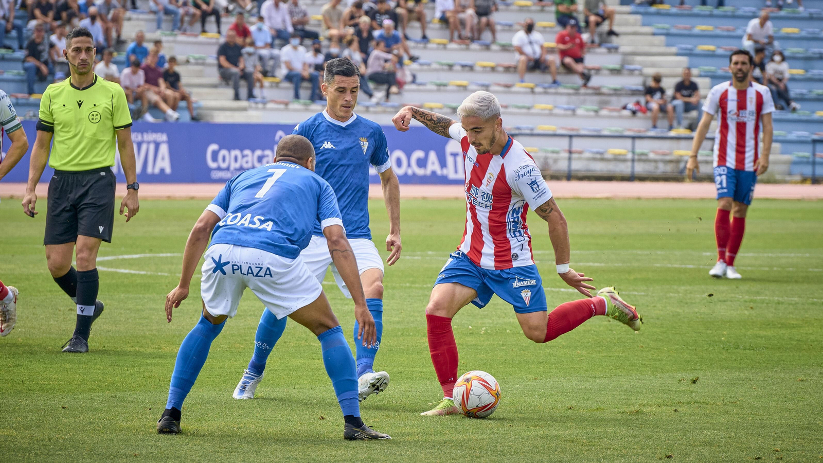 Las fotos de la victoria del Algeciras en San Fernando