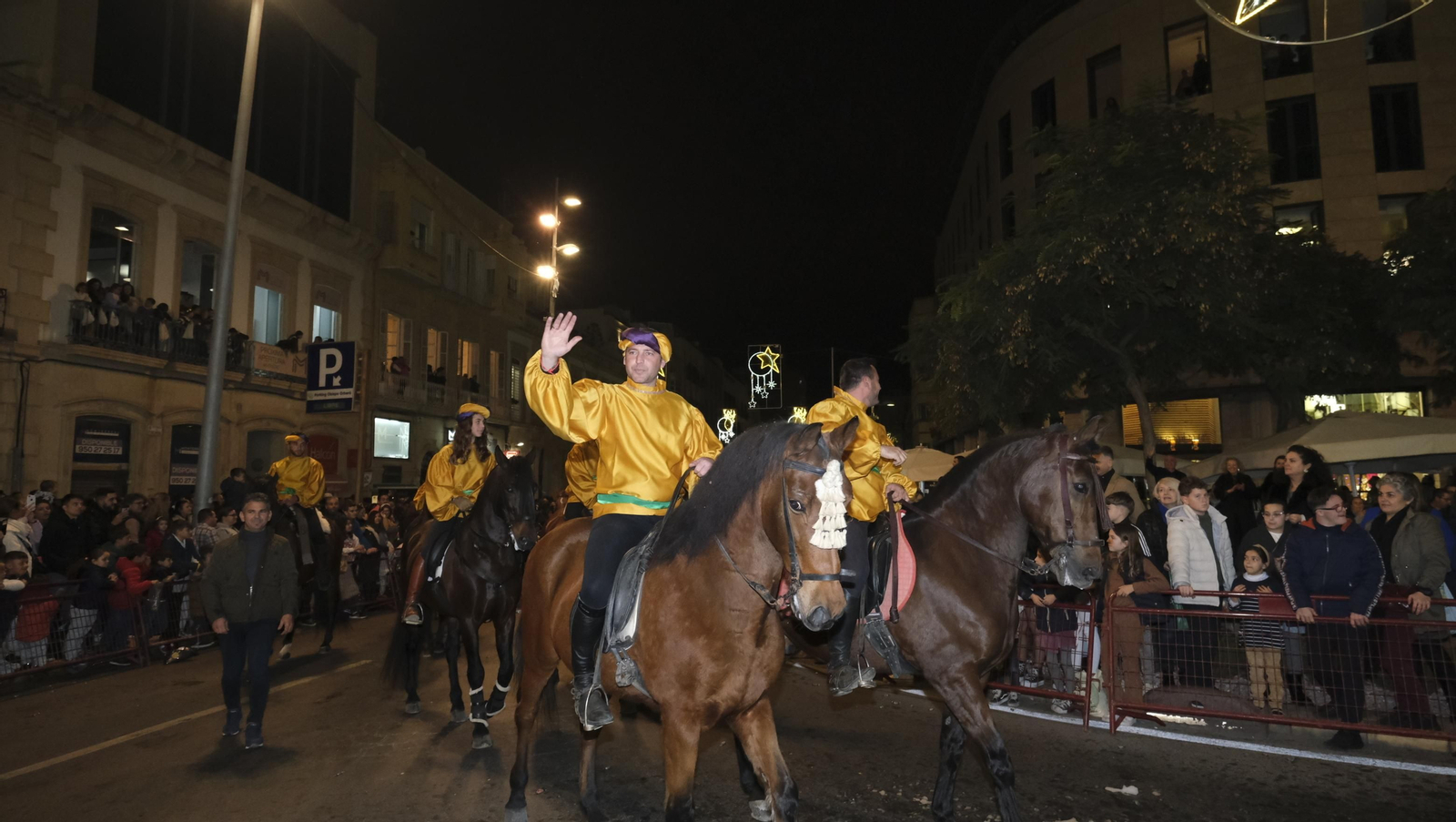 Imágenes de la Cabalgata de los Reyes Magos en Almería