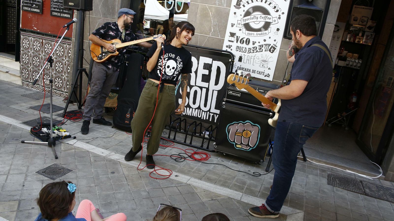 Concierto de ayer celebrado en el barrio granadino.