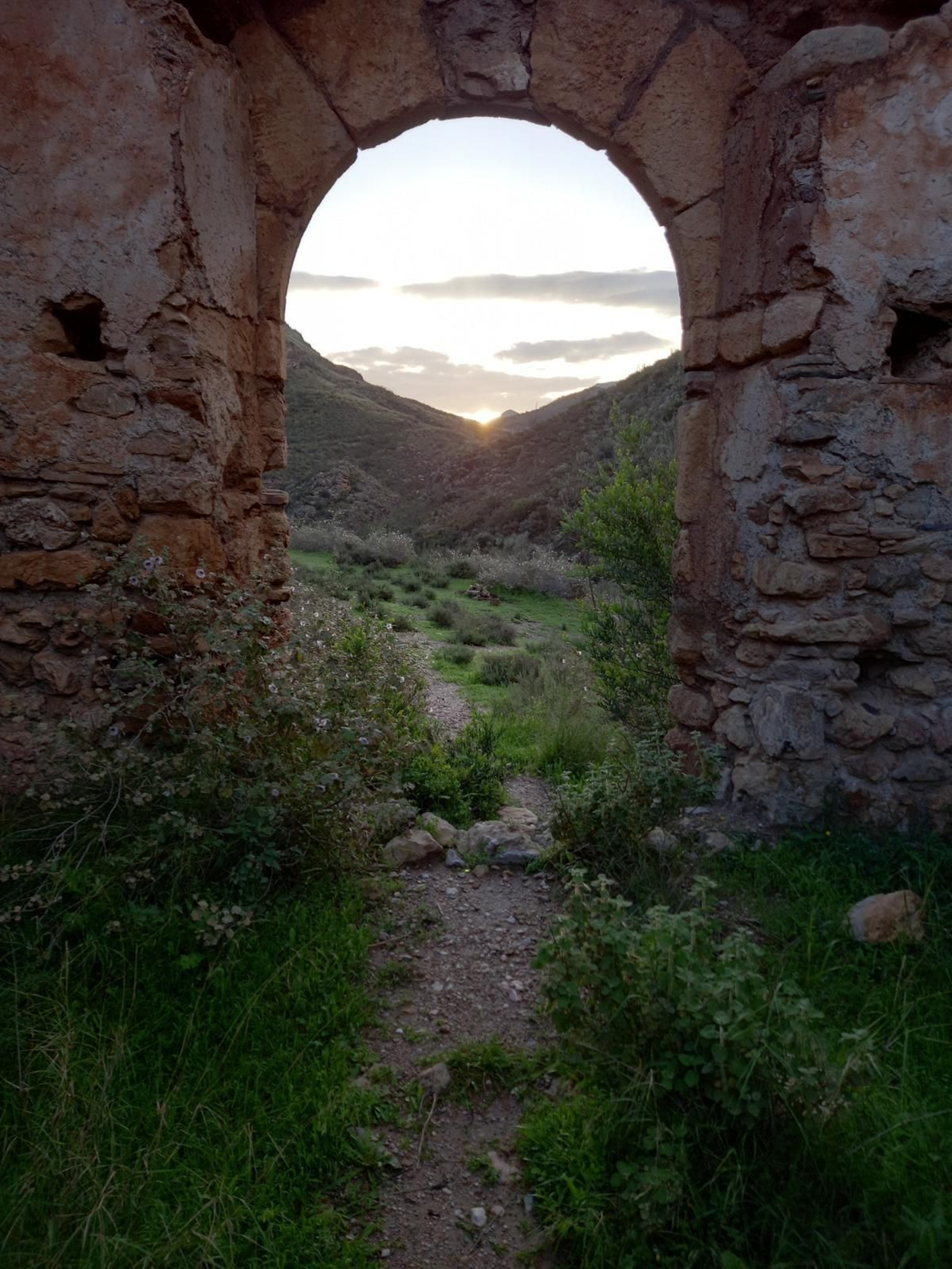 Amanecer del 31 de marzo, equinoccio eclesiástico, desde la iglesia de Teresa.