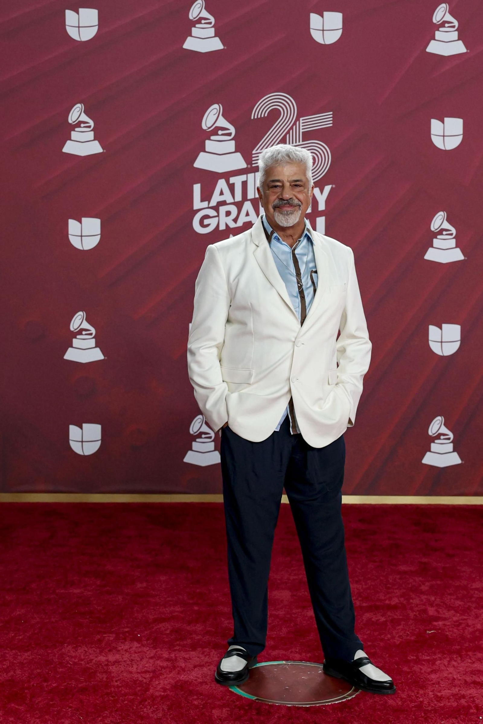 Todos los famosos, tendencias y curiosidades en la alfombra roja de la 25 edición de los Grammy Latinos