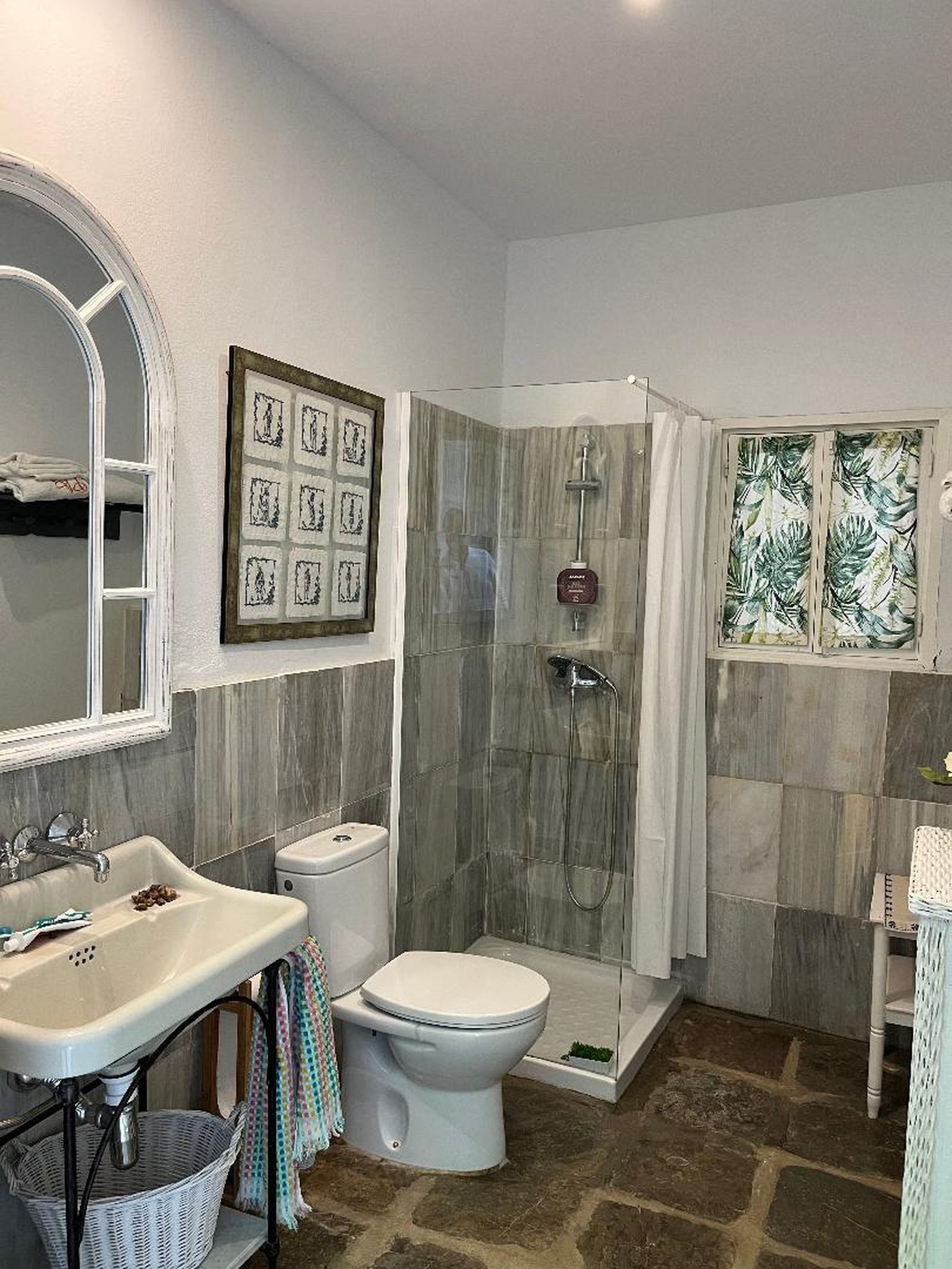 Así es el interior de la casa de Sanlúcar del matrimonio Angulo-Cuquerella