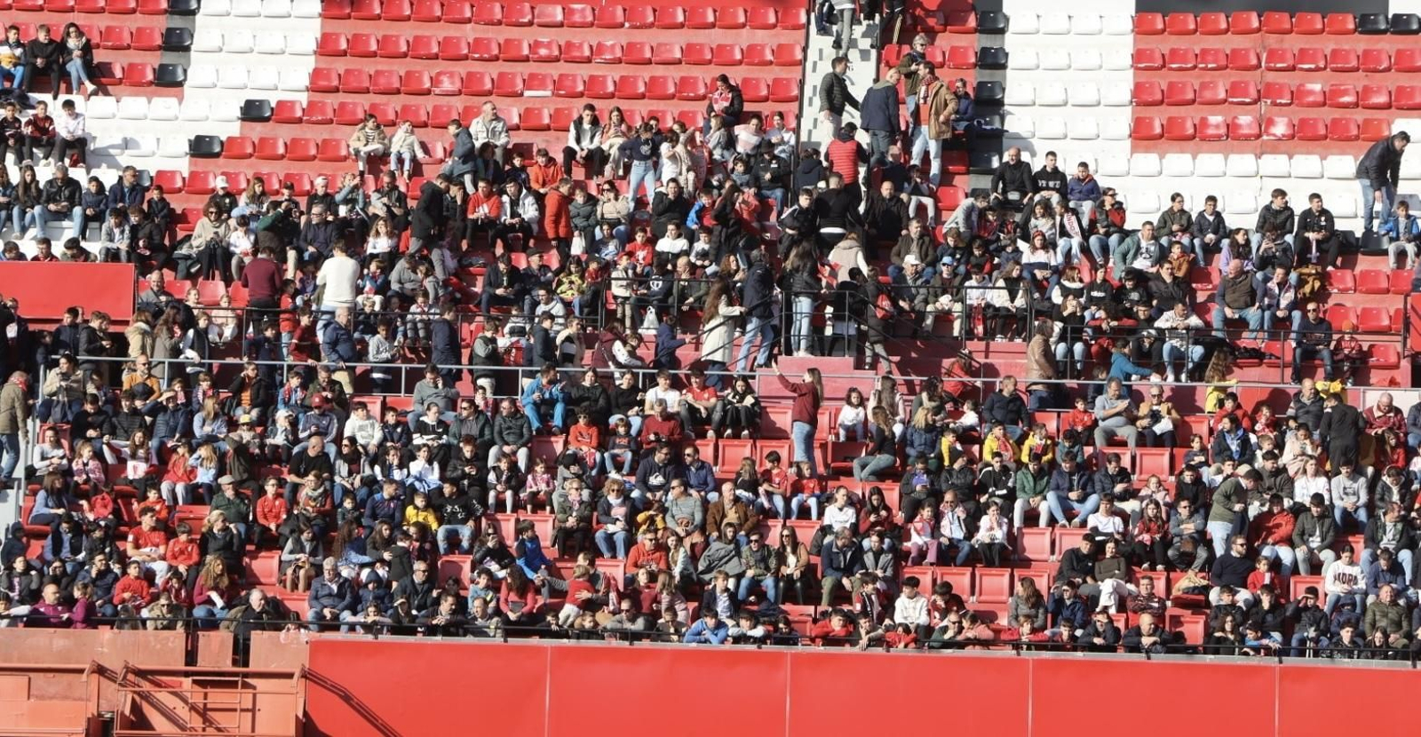 Búscate en el entrenamiento del Sevilla