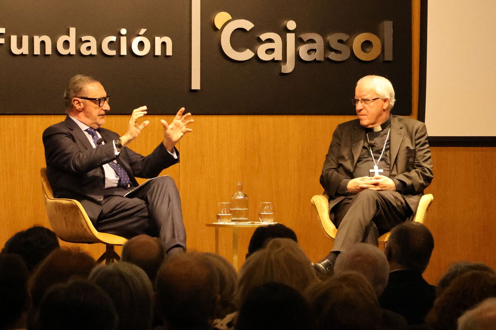 Saiz Meneses y Carlos Herrera, el jueves en la Fundación Cajasol.
