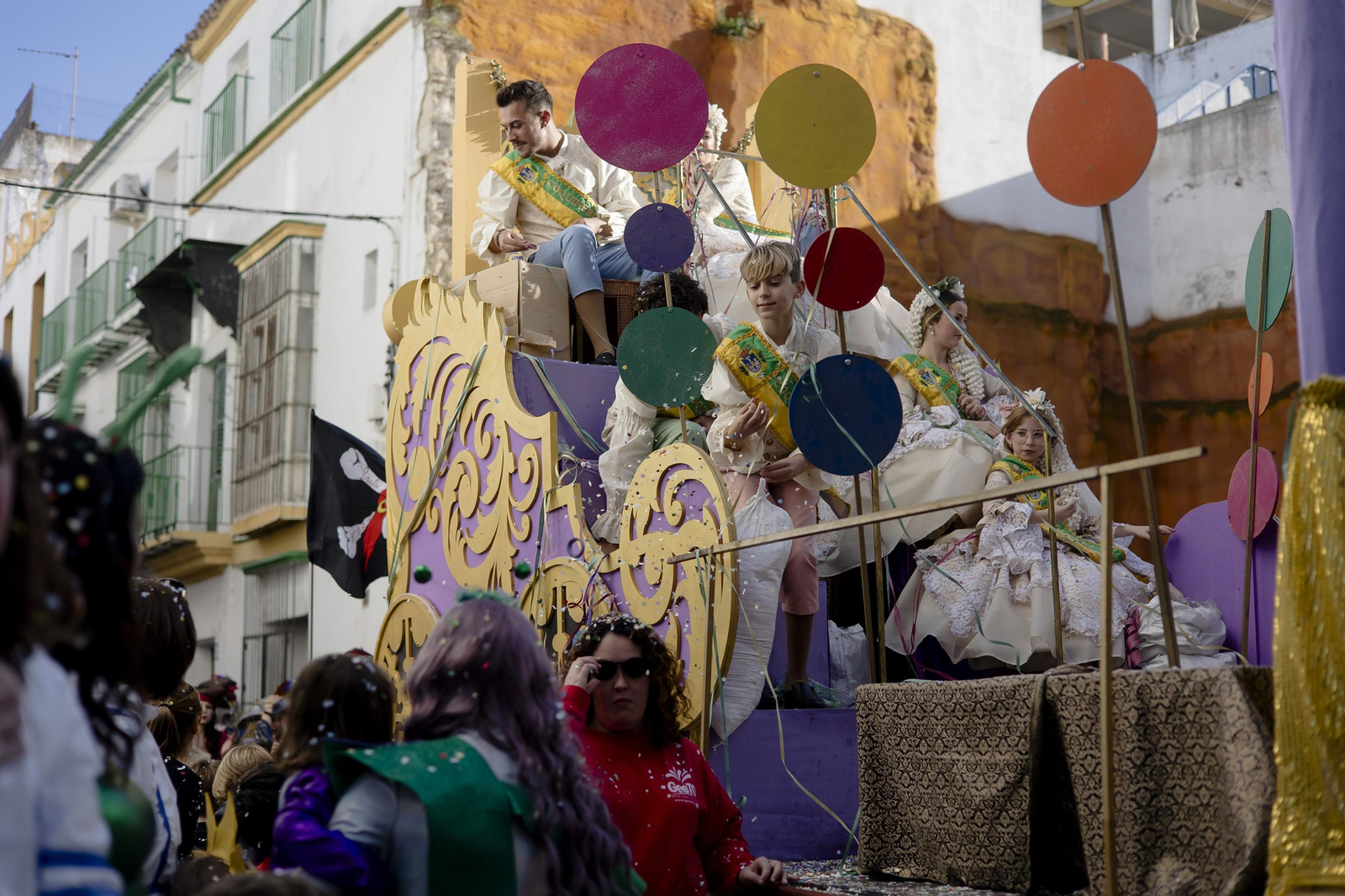 Búscate en las imágenes de la cabalgata de carnaval del Puerto de Santa María