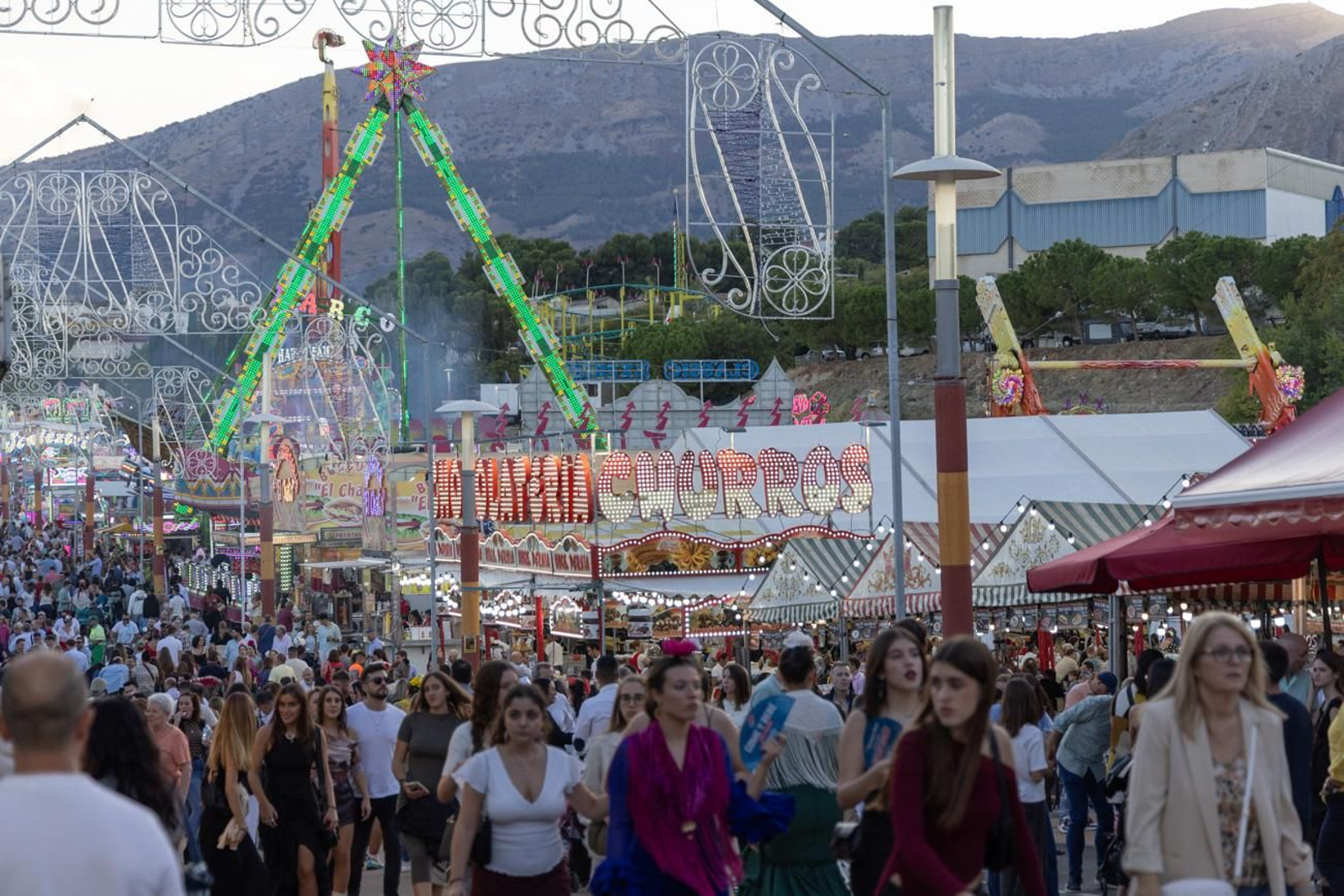 Así disfrutan los jiennenses del día grande de la feria de San Lucas