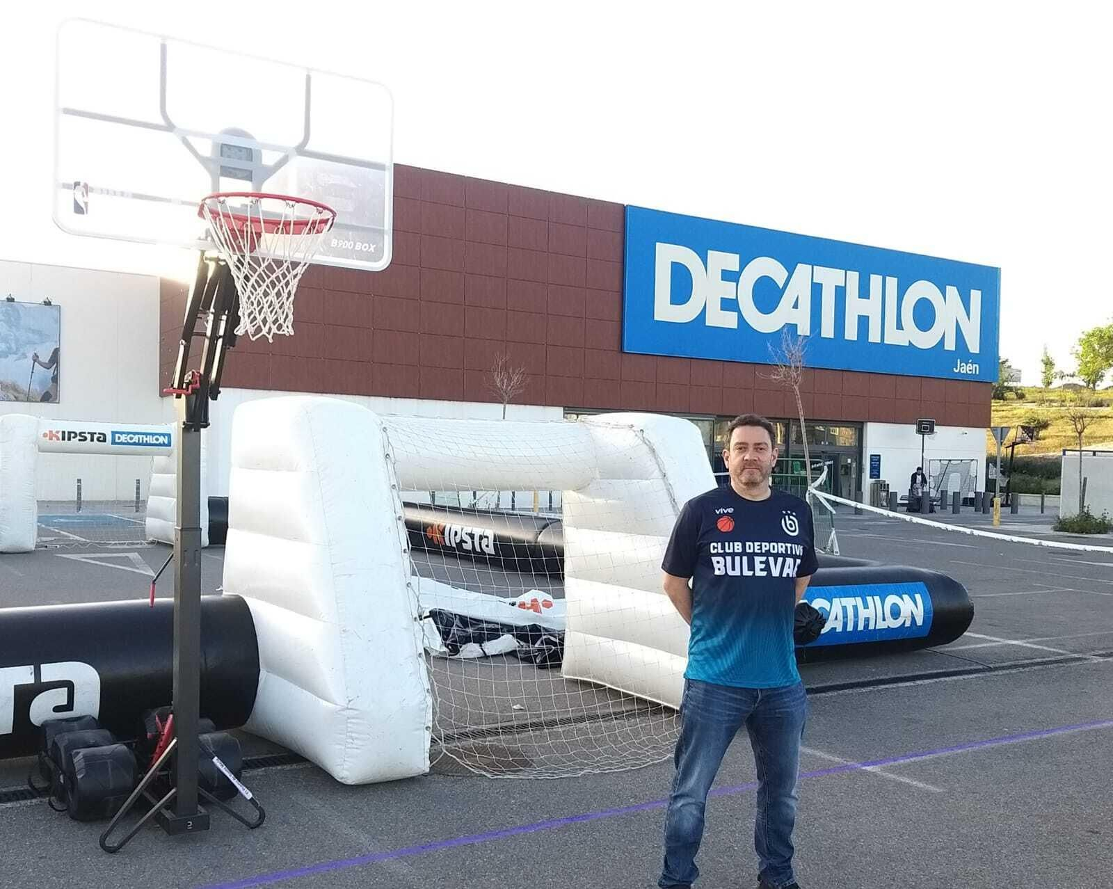 En imágenes: basket solidario de la mano del CD Bulevar en favor de ALES