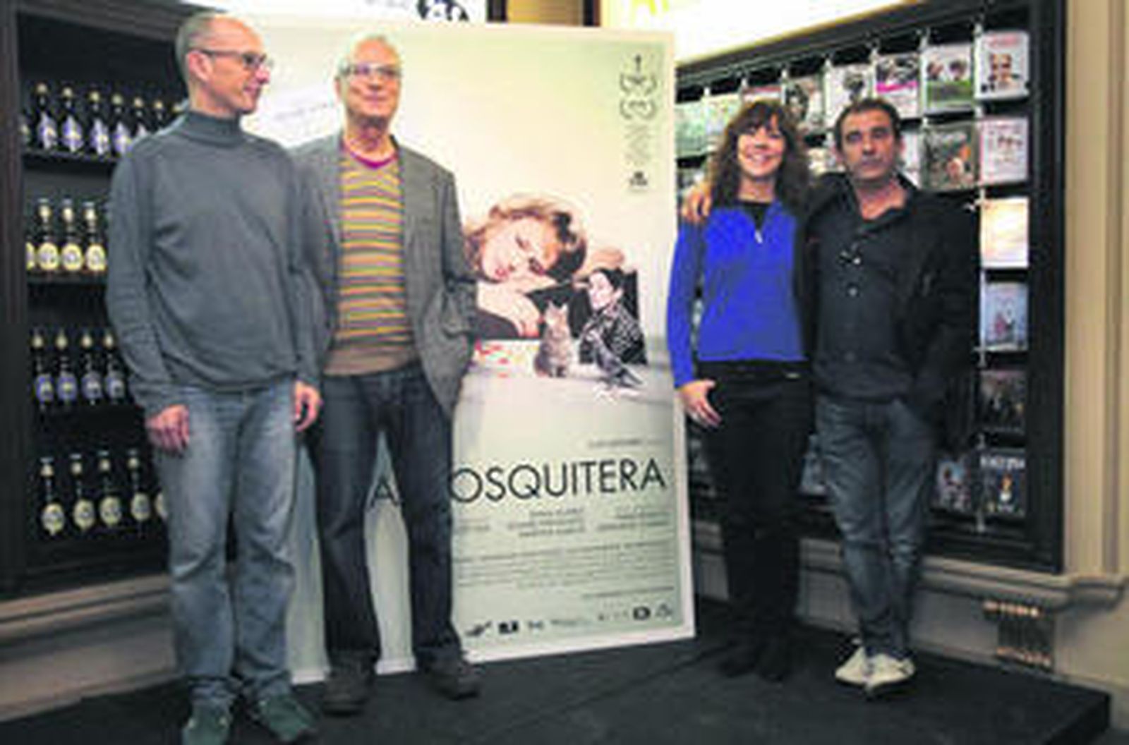 El director Agustí Vila, junto al productor Lluis Miñarro y los actores Anna Ycobalzeta y Eduard Fernández.
