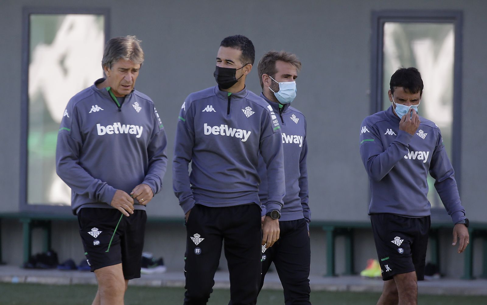 Pellegrini dialoga con Fernando.