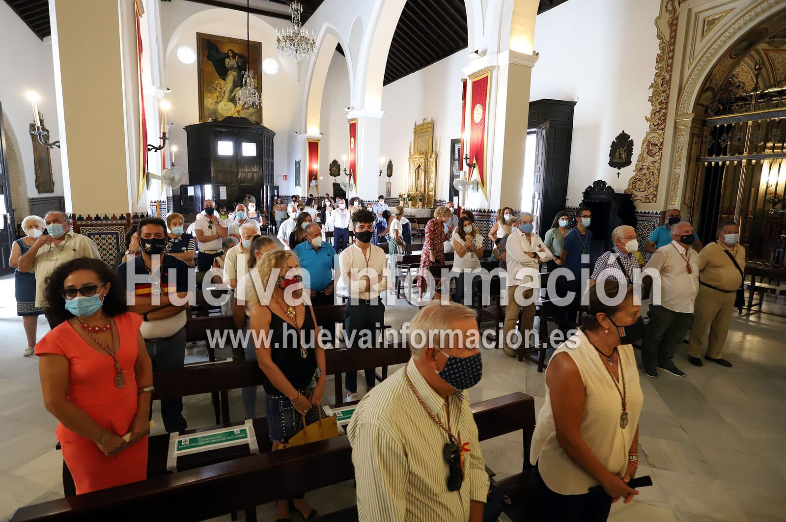 Imágenes de la misa de la Hermandad Castrense ante la Virgen del Rocío