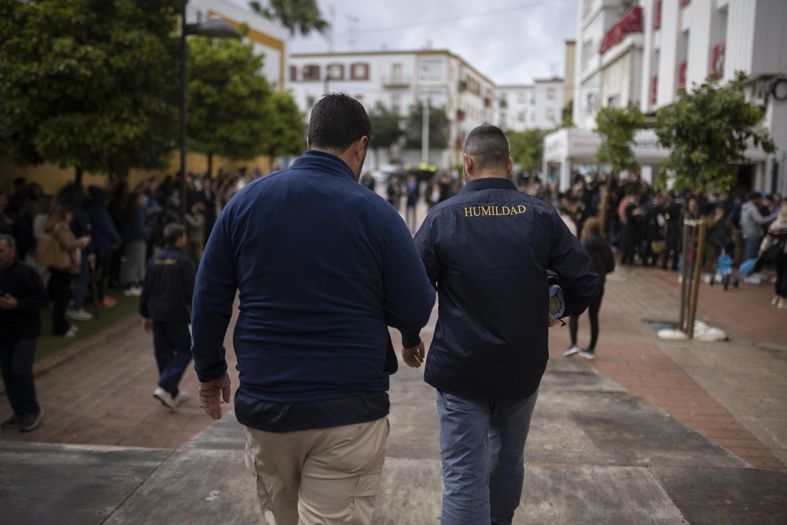 Las mejores imágenes del Miércoles Santo en Huelva: Hermandad de la Victoria