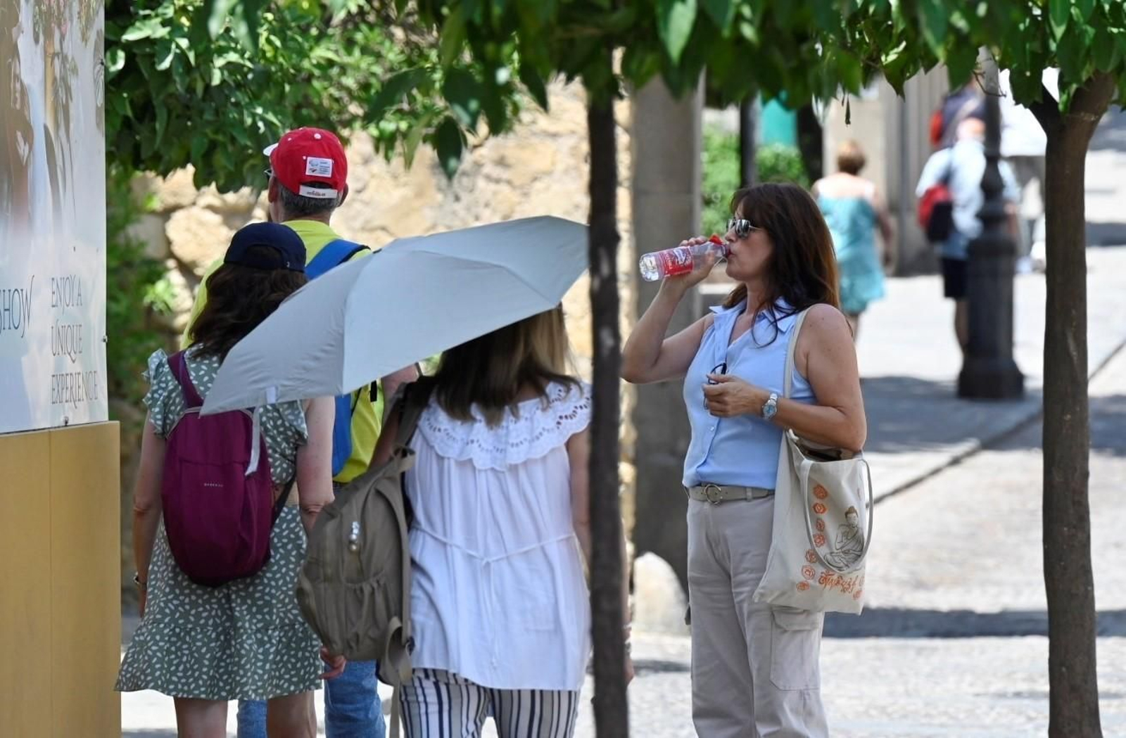 Un día de calor extremo en Córdoba, en imágenes