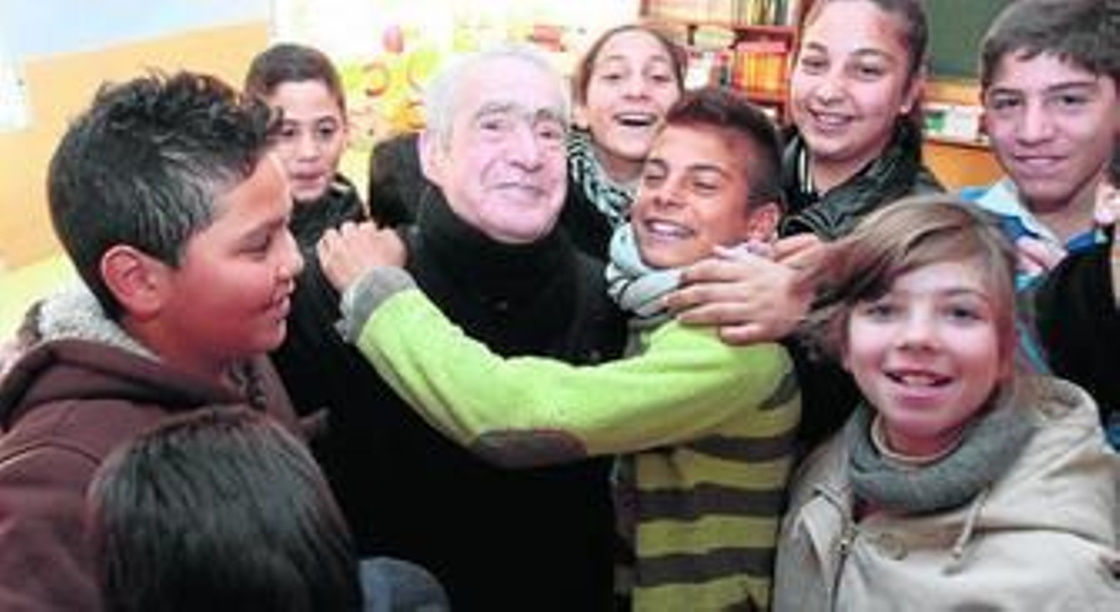 El religioso, en la Ciudad de los Niños, a quienes ha dedicado su vida.