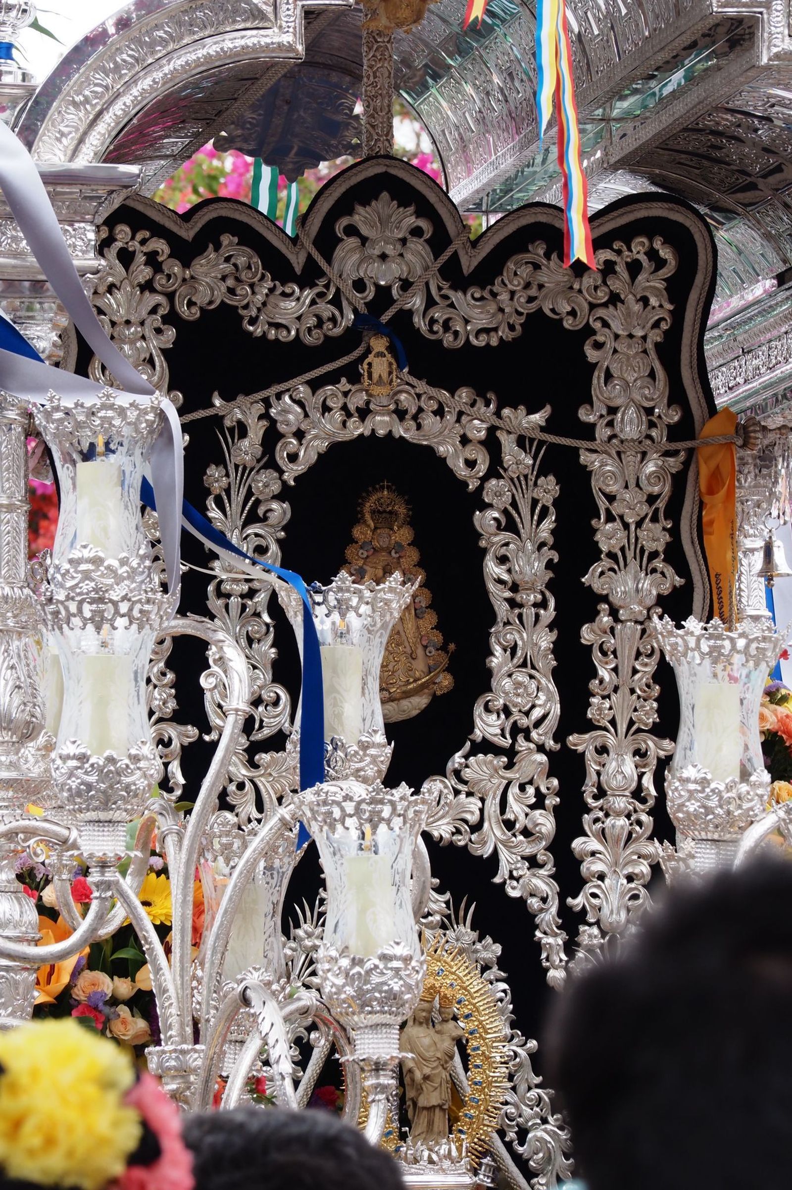 Salida de la Hermandad del Rocío de Palos de la Frontera