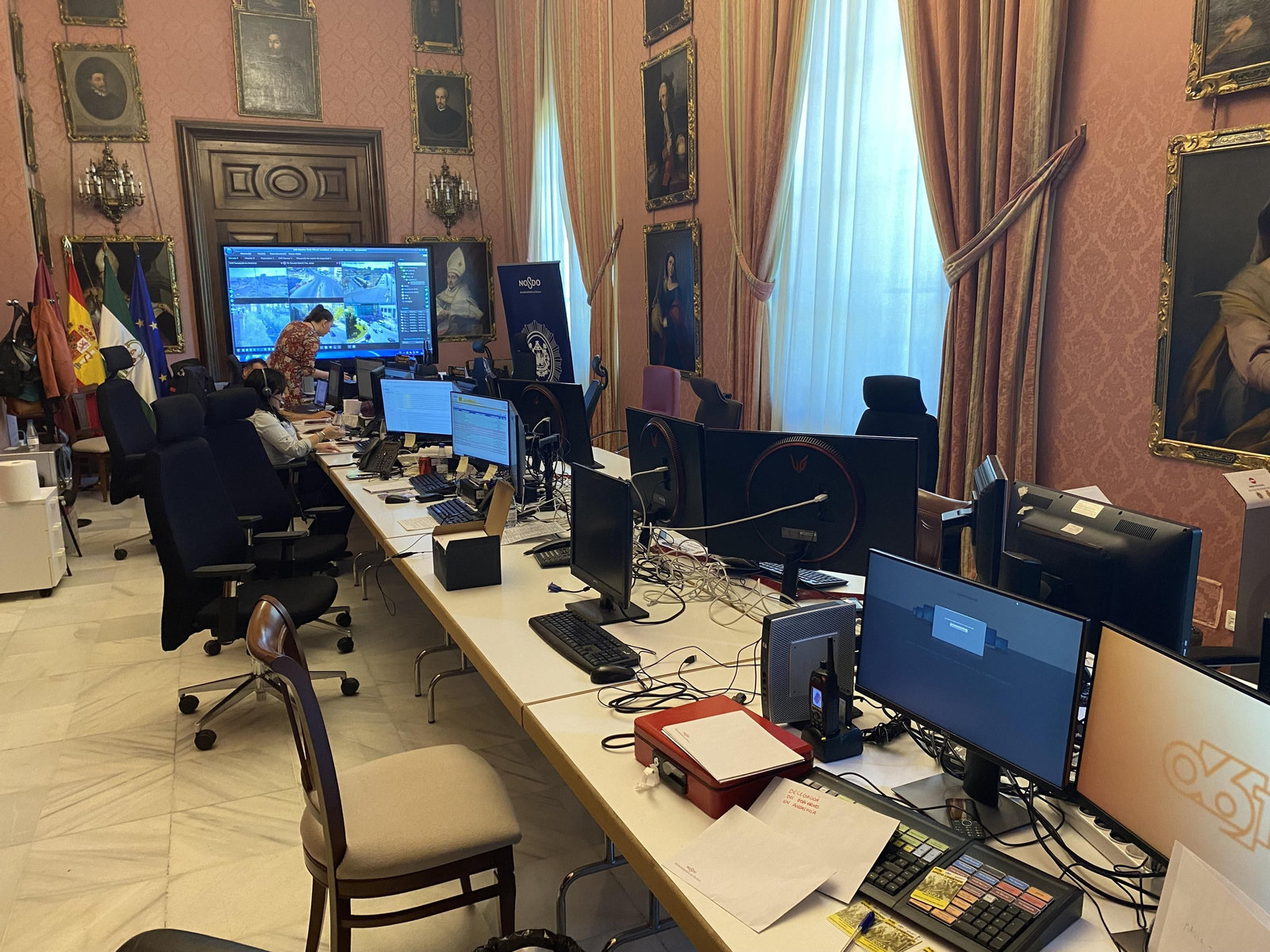 La sala del Cecop desde donde se vela por la Semana Santa.