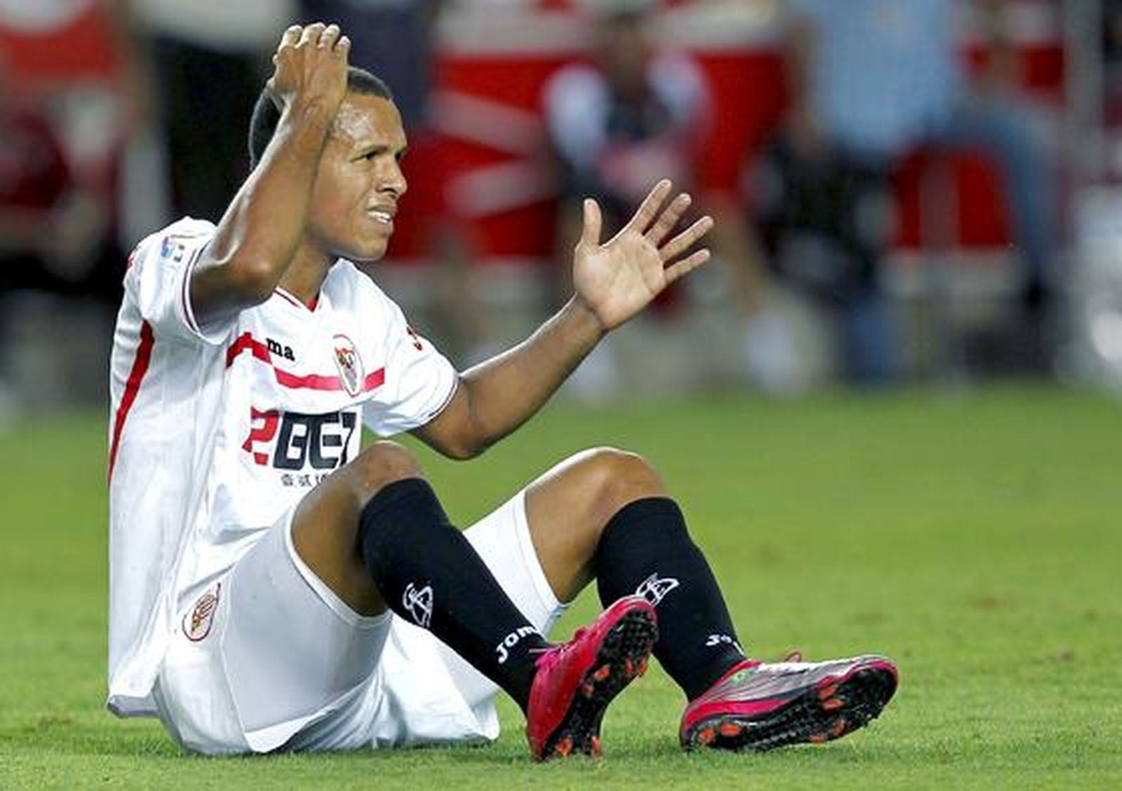 El Sevilla deja escapar otros dos puntos del Sánchez Pizjuán. / EFE