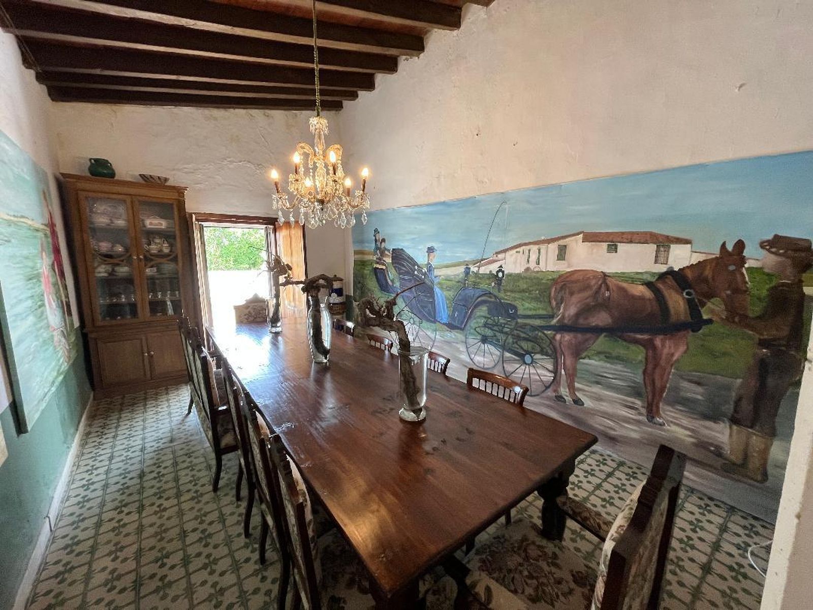 Fotos de la casa familiar de la pintora Marusela Pérez-Maximo