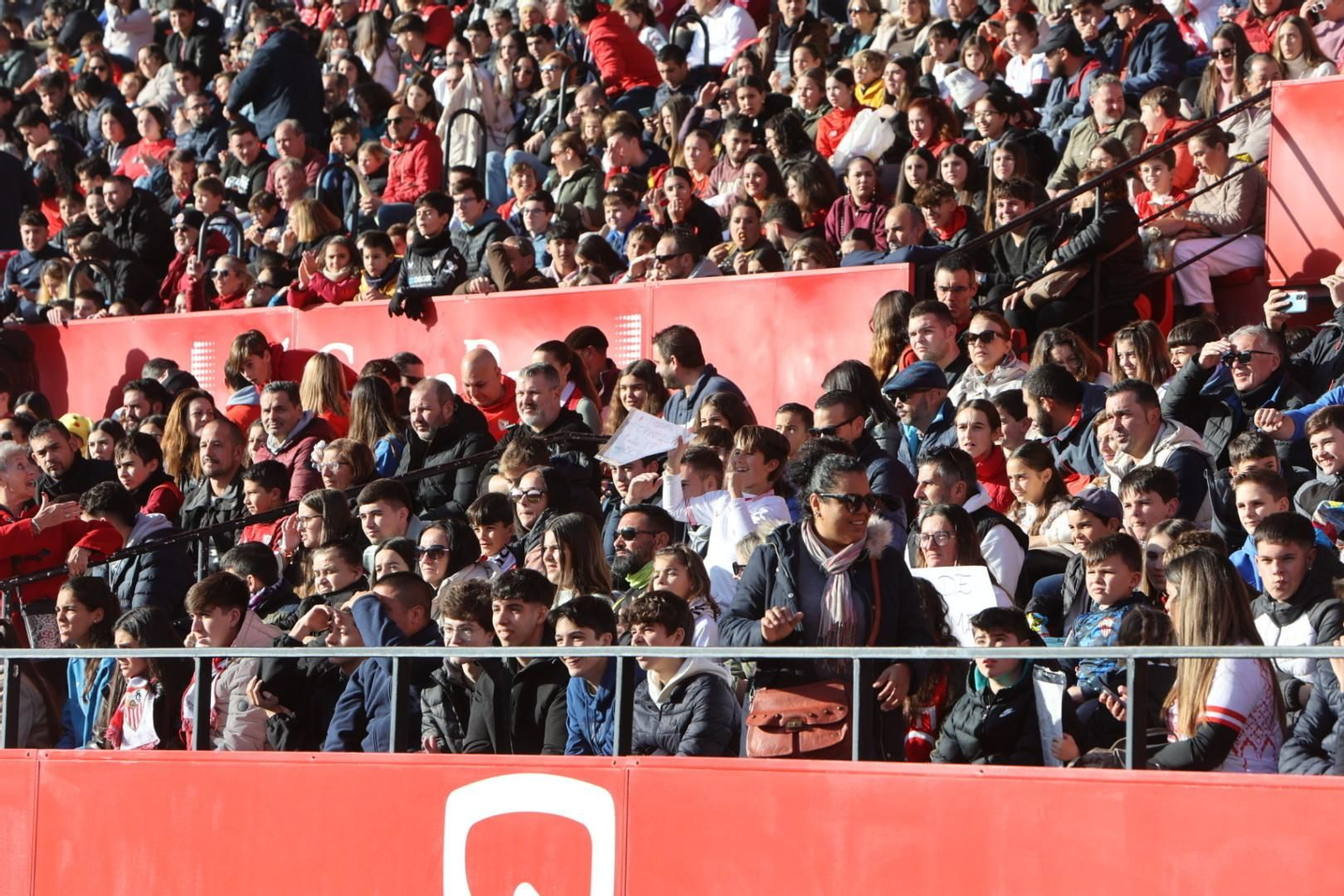 Búscate en el entrenamiento del Sevilla