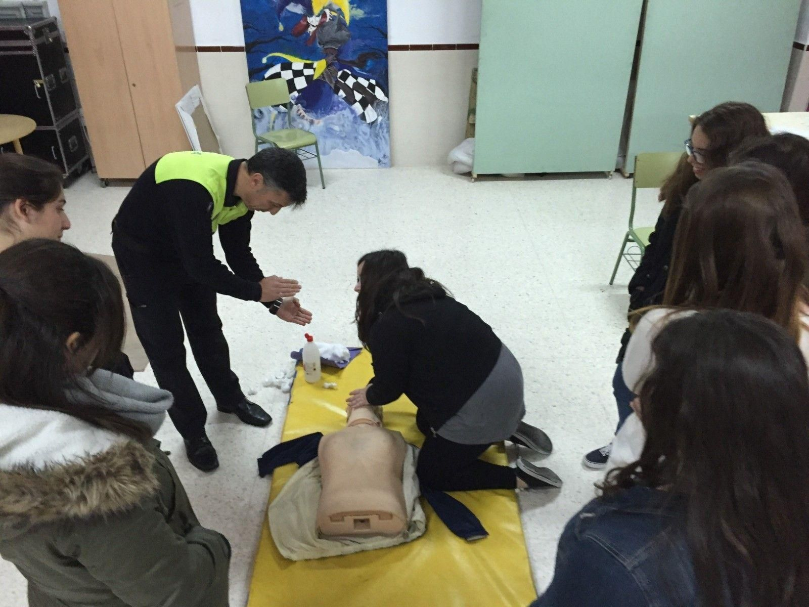 Técnicas de atención de primeros auxilios.