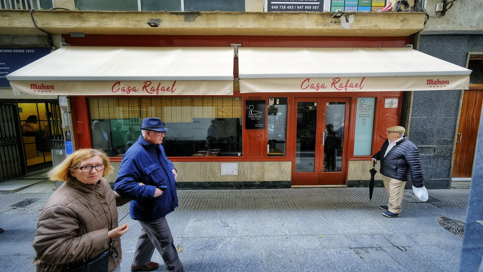 Exterior de Casa Rafael, en la calle Periodista Emilio López. Exterior de Casa Rafael, en la calle Periodista Emilio López.
