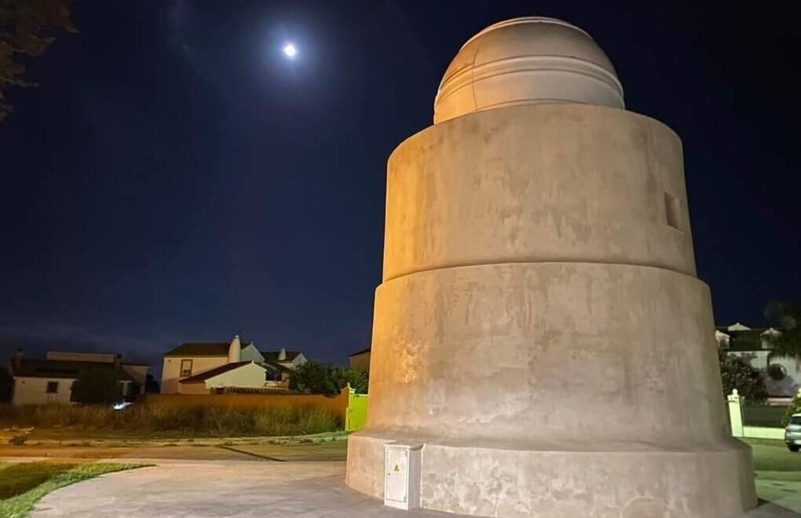 Parque de los planetas y observatorio de las estrellas en Conil