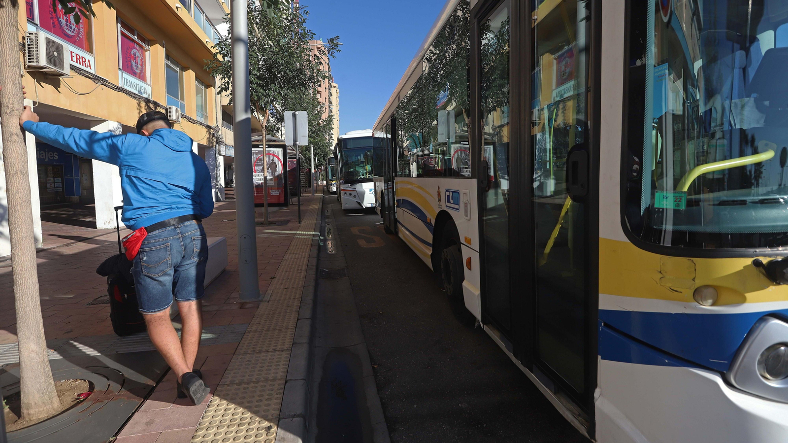 Fotos de la huelga de autobuses urbanos en Algeciras
