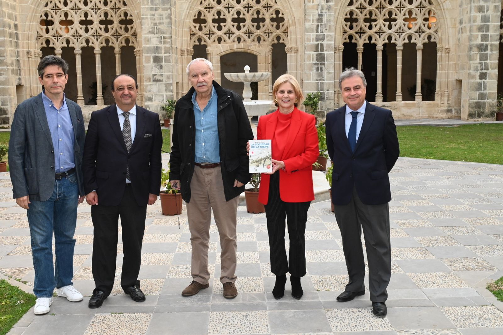 La alcaldesa, junto a Pablo Vierci (c), Francisco Reyero, Francisco Zurita y Antonio Real.