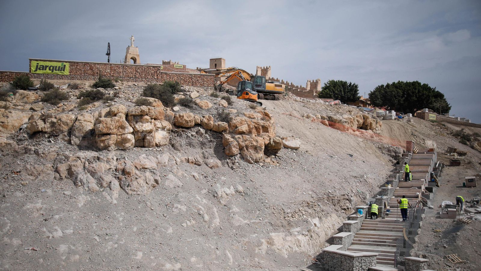 Obras en el Cerro de San Cristóbal