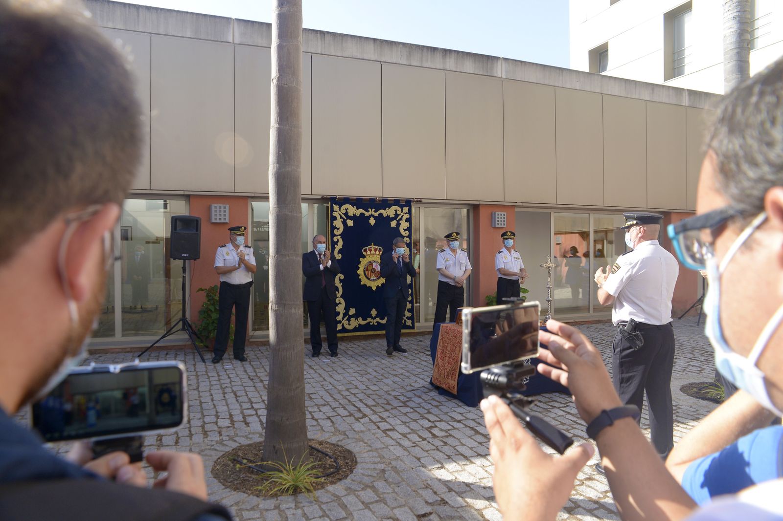 Fotos de la toma de posesion del cargo del nuevo comisario de la Policía Nacional