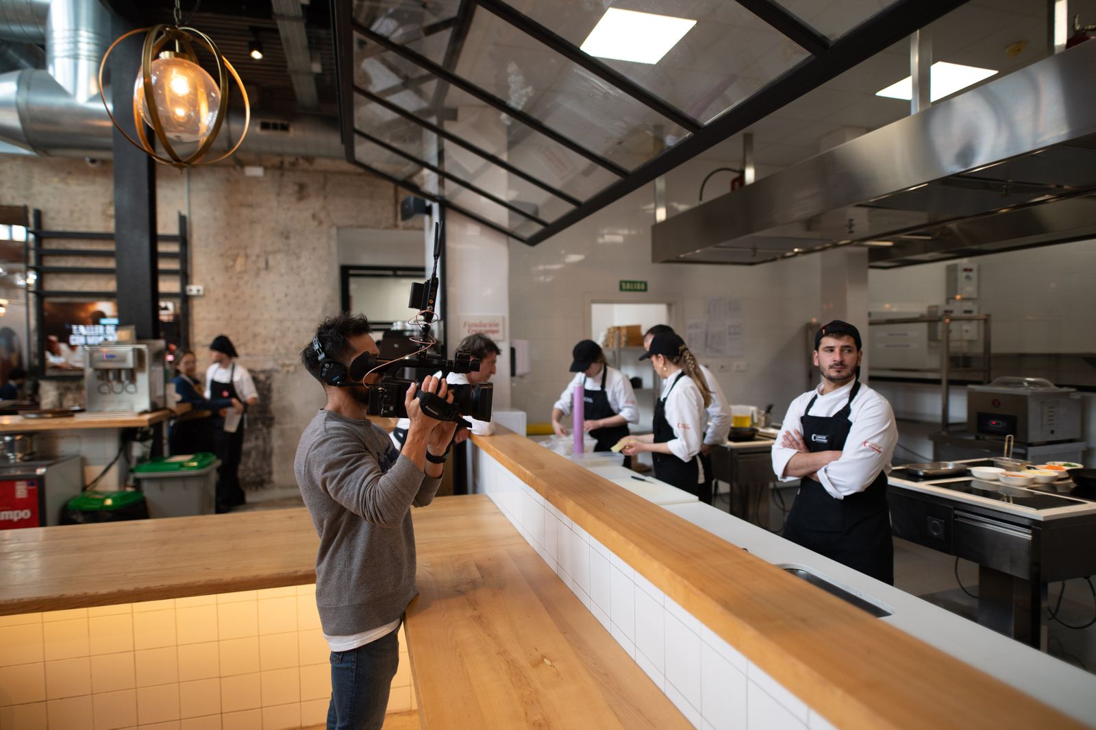 Las fotos de jugadores del Betis y del Sevilla en la Cruzcampo