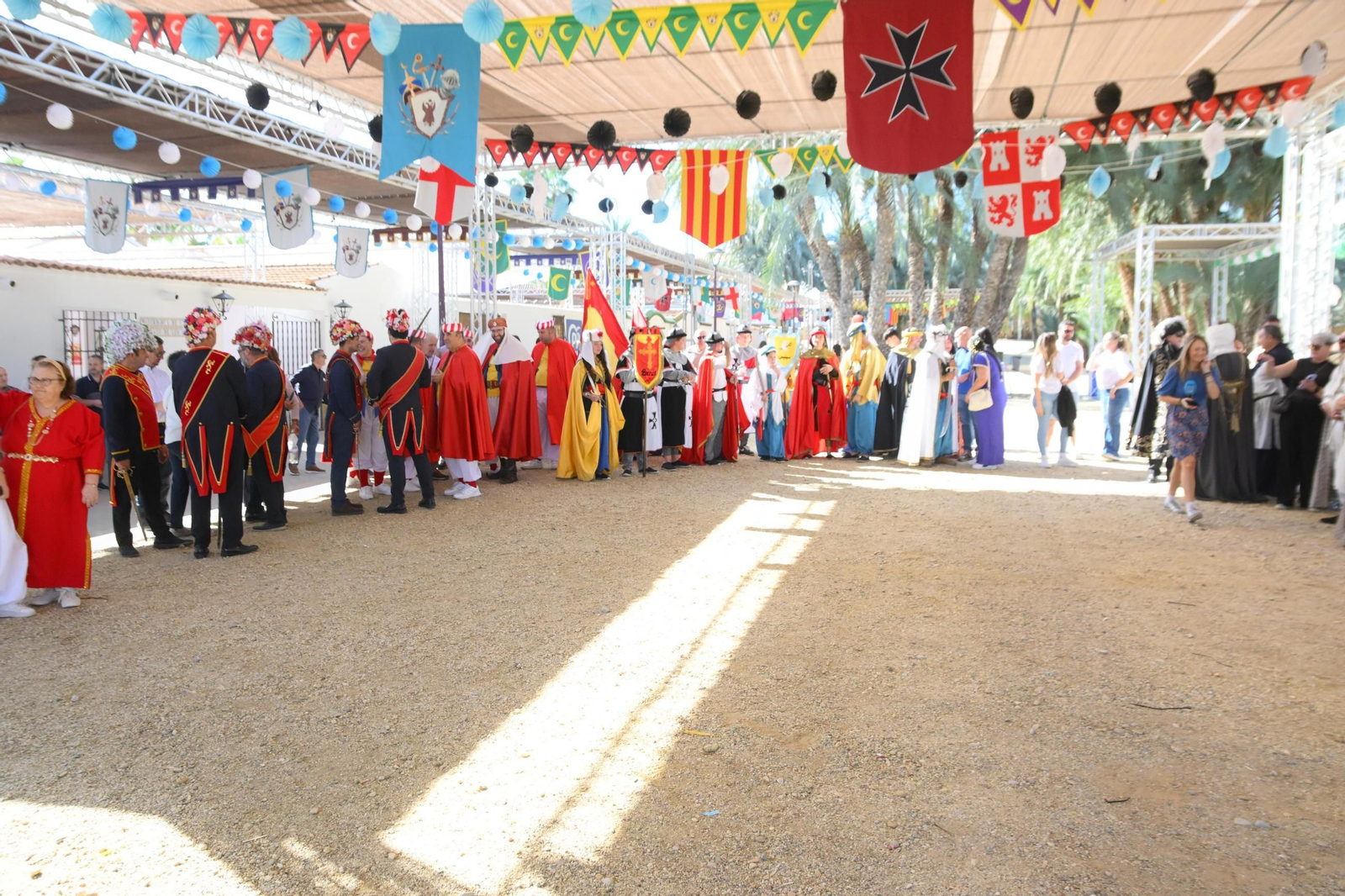 Más de veinte municipios festeros convierten Vera en la capital andaluza de los Moros y Cristianos