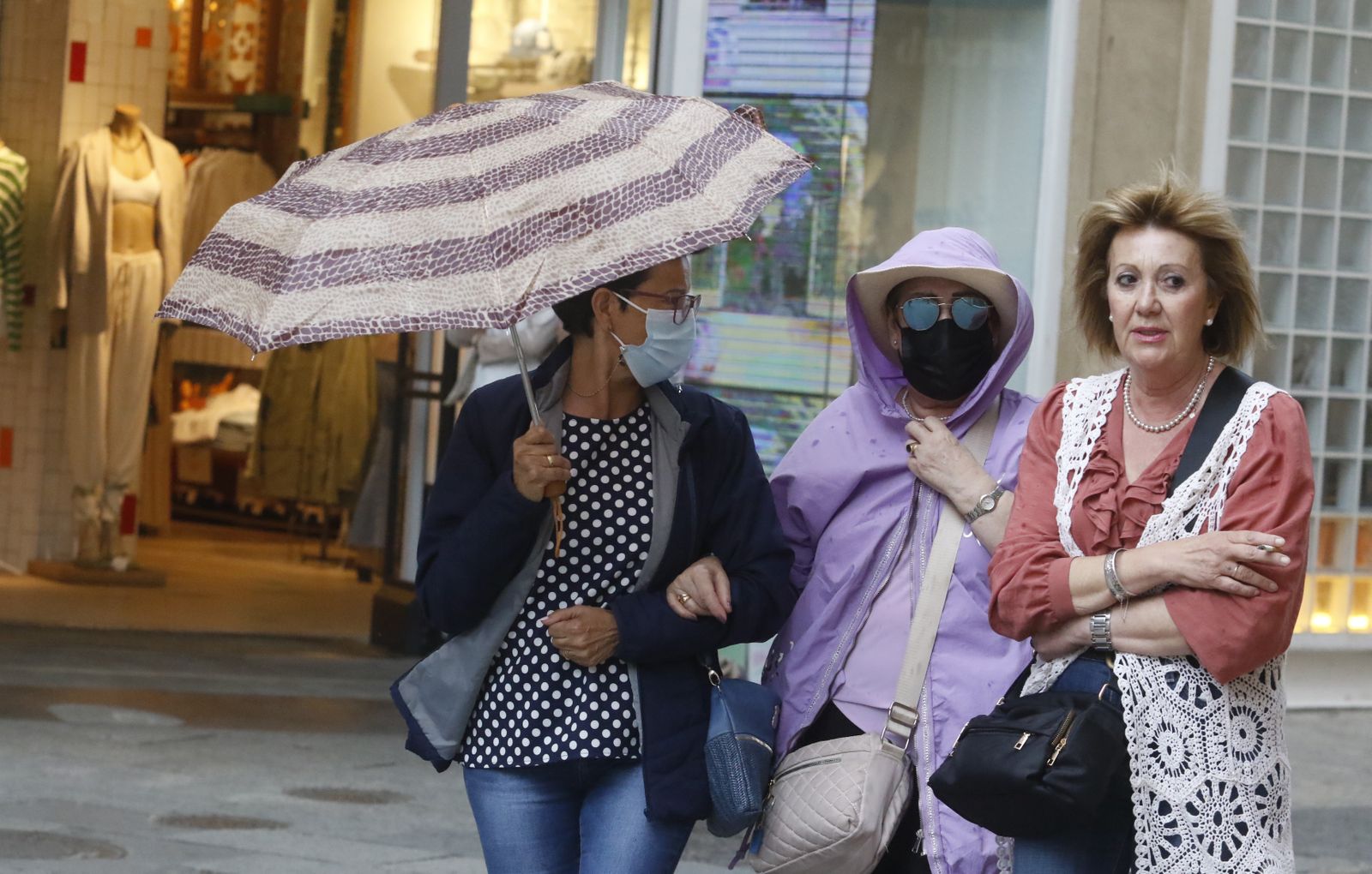El puente de mayo se despide con lluvia en Córdoba, en imágenes