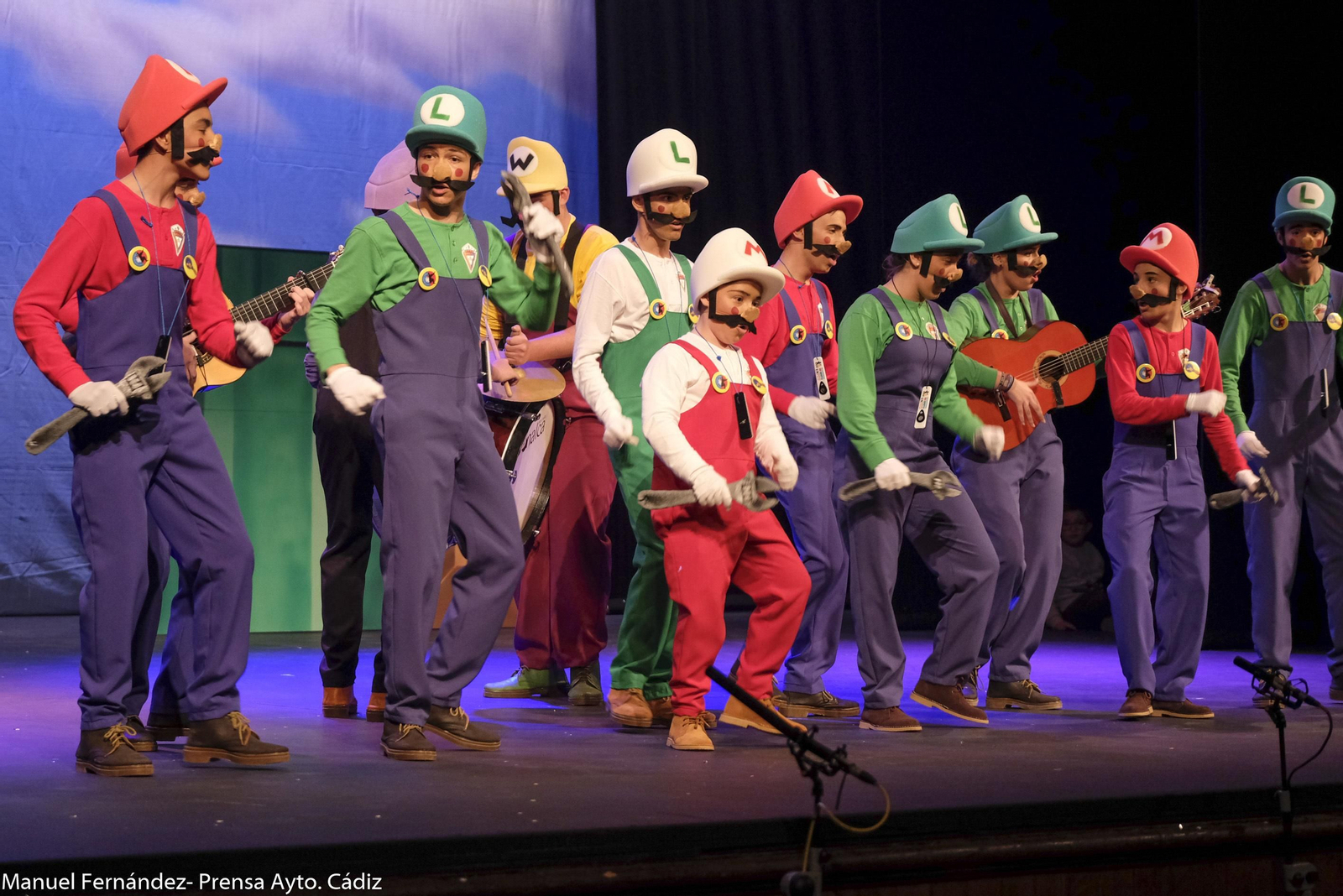 La chirigota juvenil 'Tú eres mi Bro'.