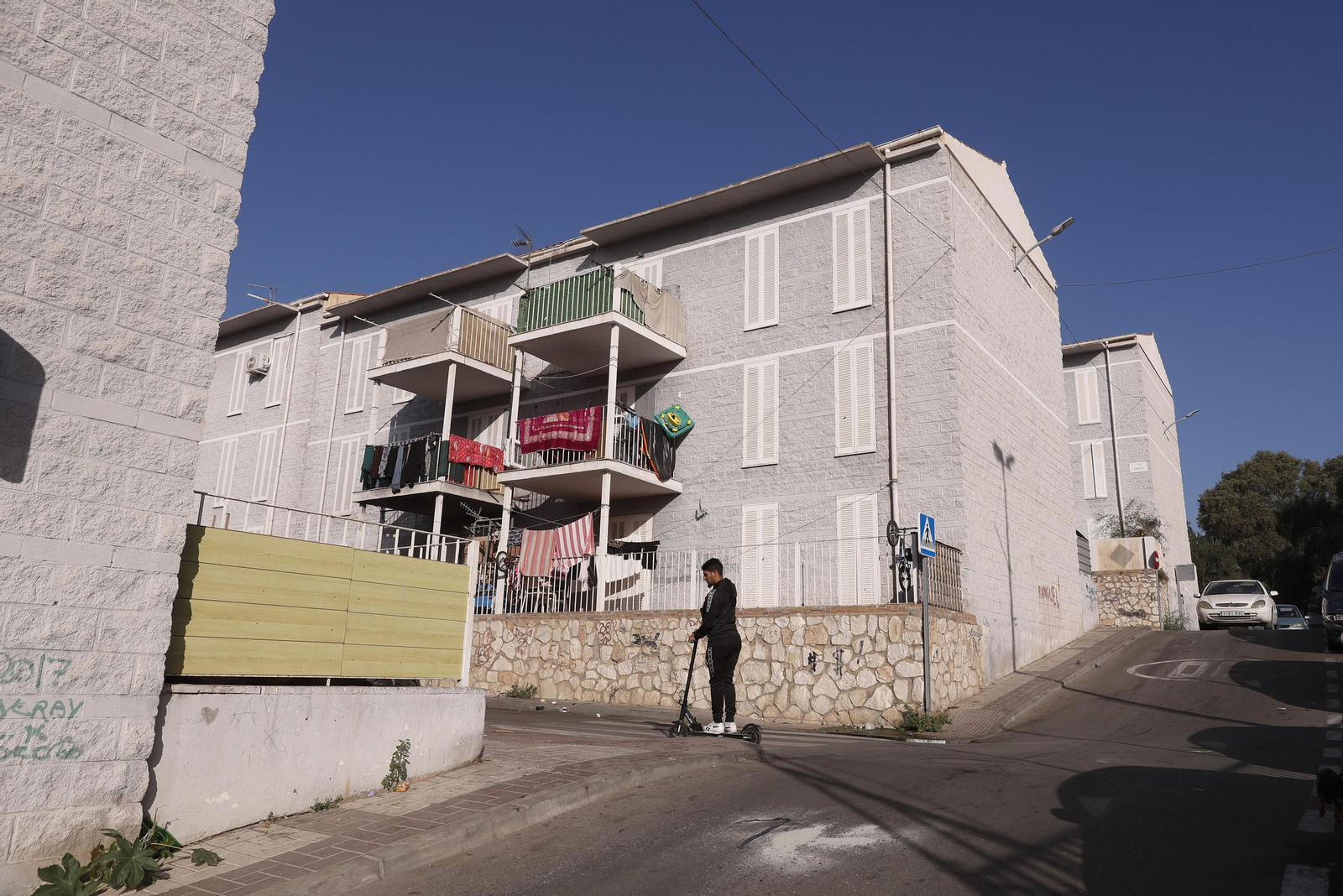 Calle de La Corta donde murió el joven tiroteado.