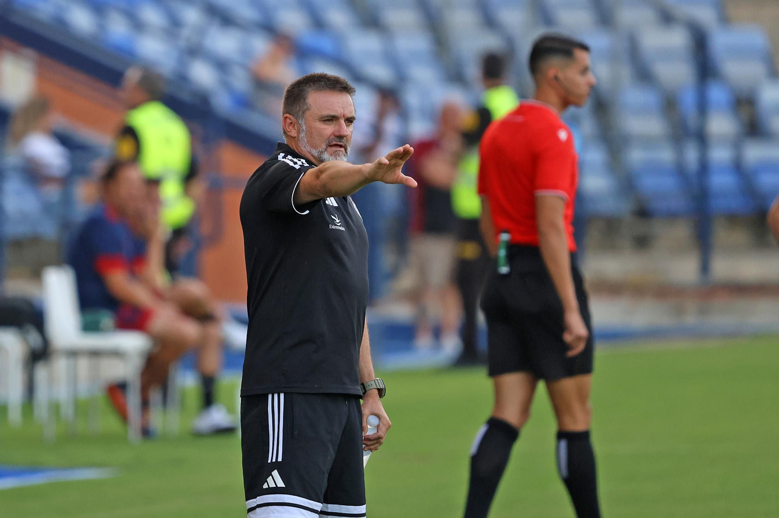 Las mejores imágenes del Trofeo Colombino con el Recreativo de Huelva, Zamora y Cacereño