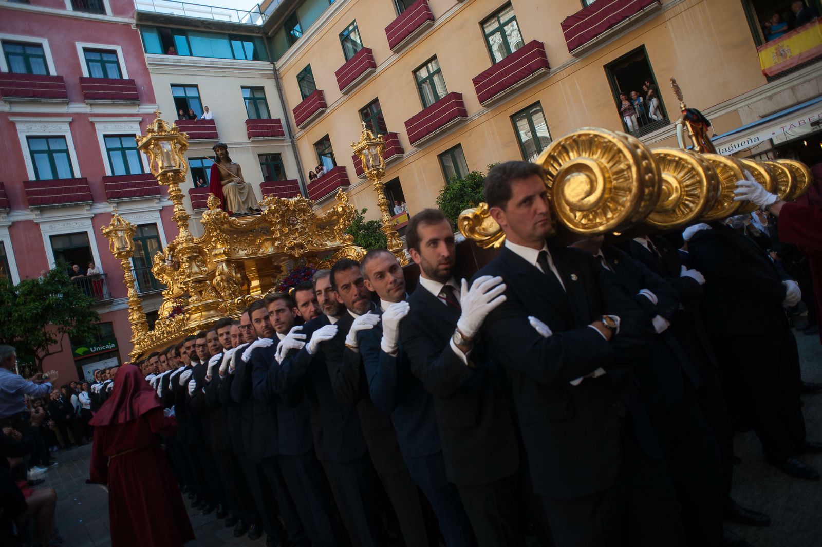 Las fotos de Estudiantes en el Lunes Santo en Málaga