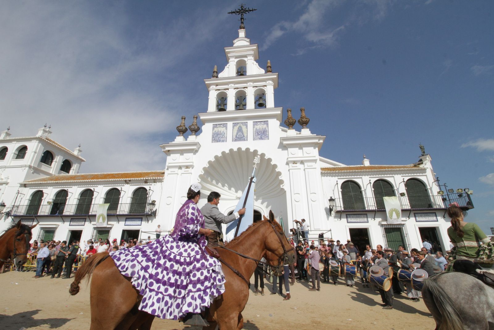 Imágenes de la presentación de la Hermandad de Emigrantes