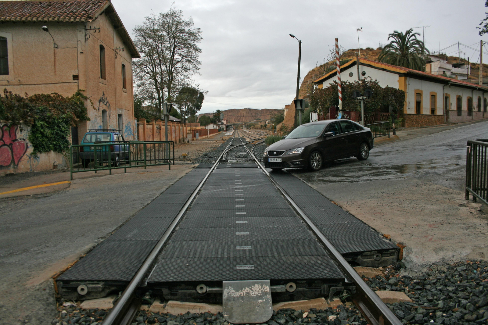 Fotos: el patrimonio ferroviario abandonado de la línea de tren Guadix-Baza-Lorca