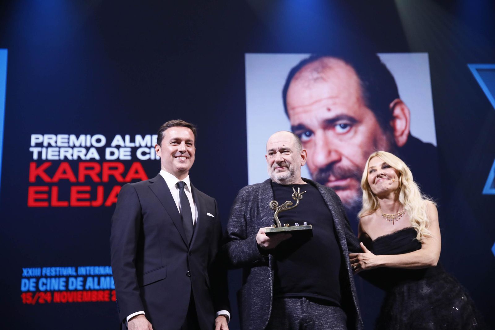 Las imágenes de la gala del Festival Internacional de Cine de Almería (Fical) con el premio 'Almería, tierra de cine' a Karra Elejalde