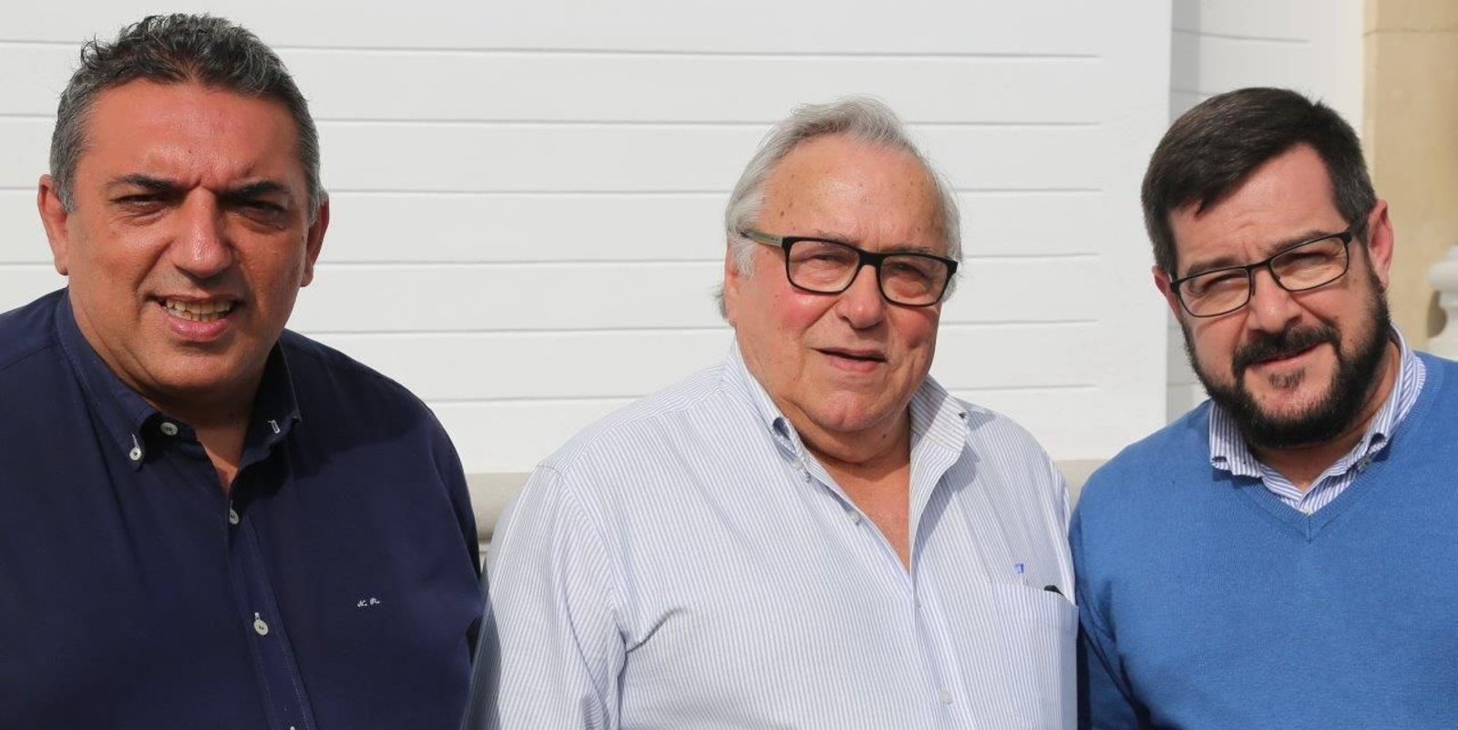 El Primer teniente de Alcalde del Ayuntamiento de Lora del Río, Miguel Ángel Nogales, Manuel Nogales y José Antonio Sánchez