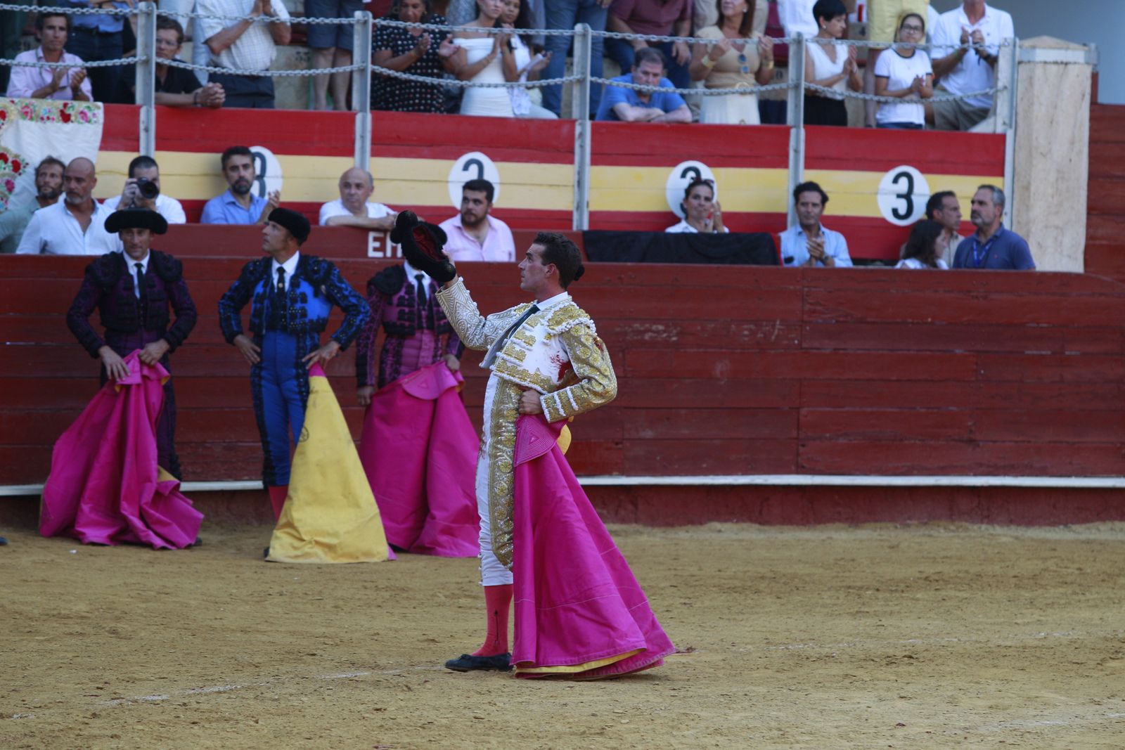 Imágenes de la corrida de toros del jueves en la Feria de Almería 2024