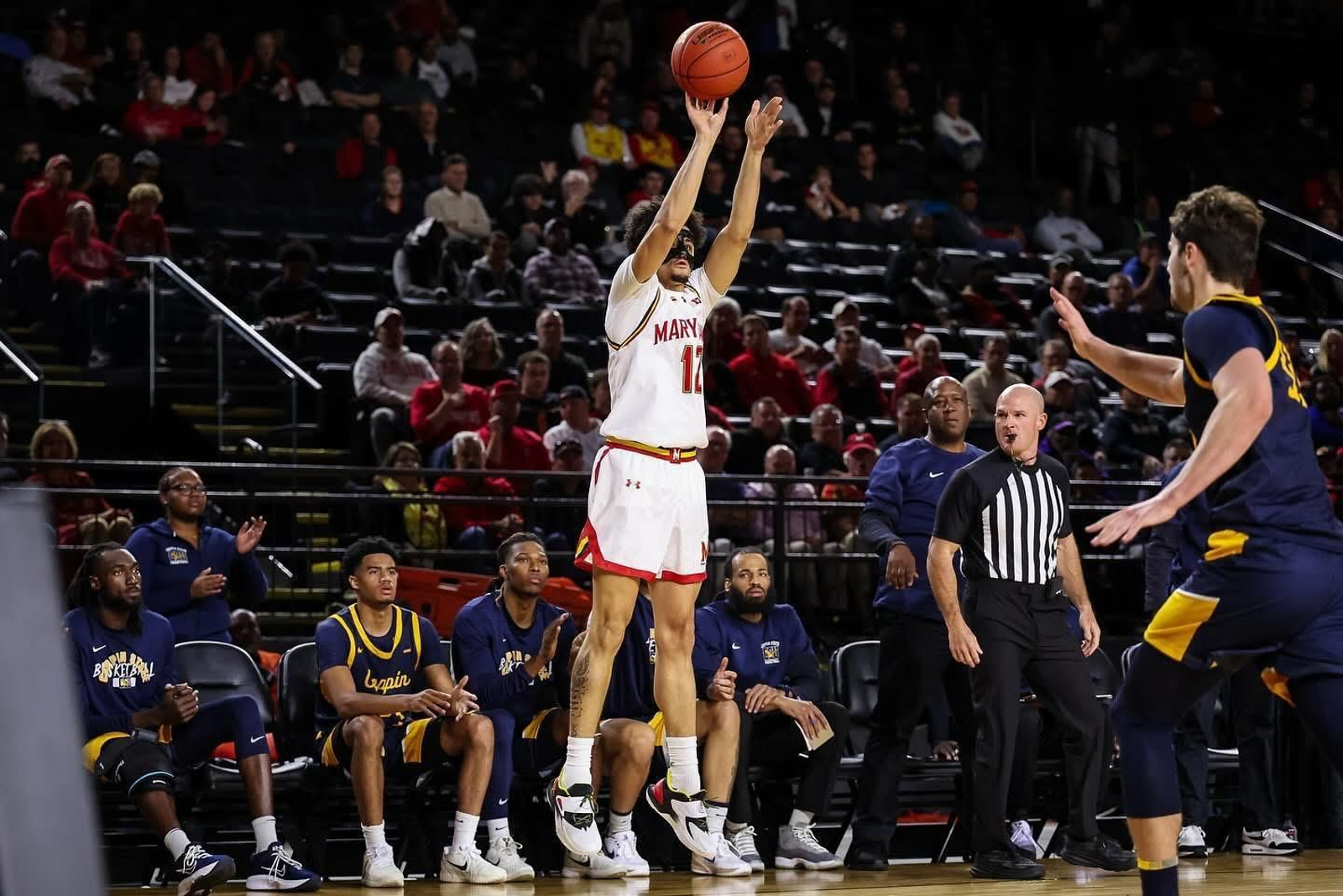 NCAA: Mario Saint-Supéry y Guille del Pino debutan con victoria