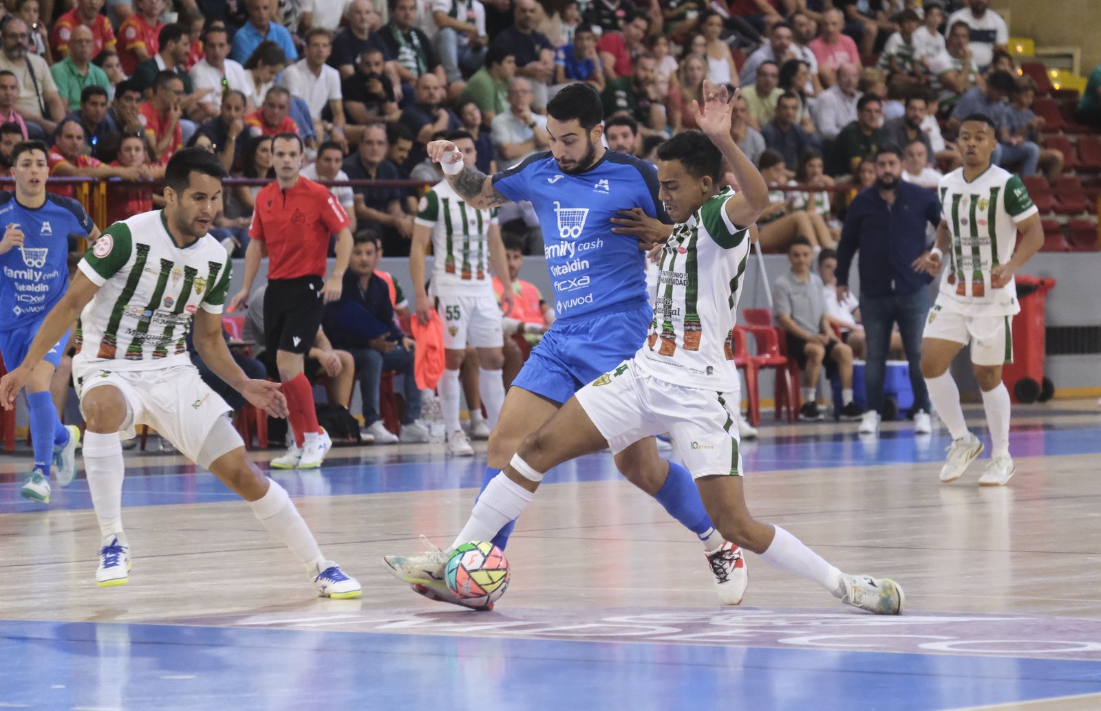 La victoria del Córdoba Futsal ante el Alzira, en imágenes
