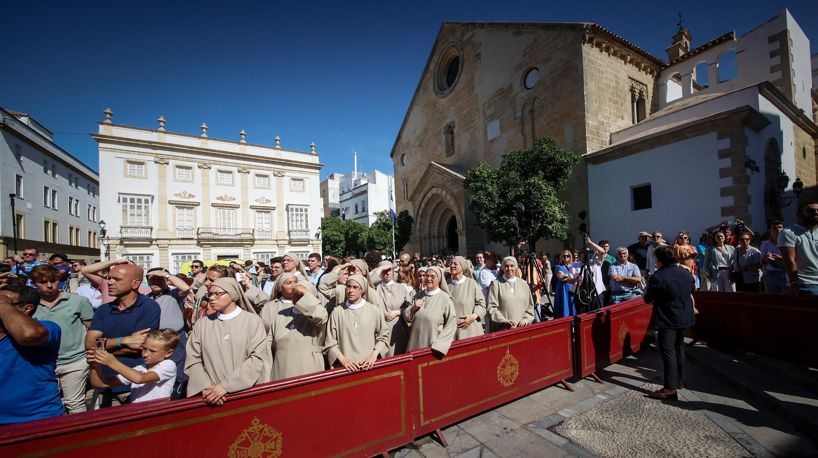 La Virgen de la Estrella ilumina las calles de Jerez La Virgen de la Estrella ilumina las calles de Jerez